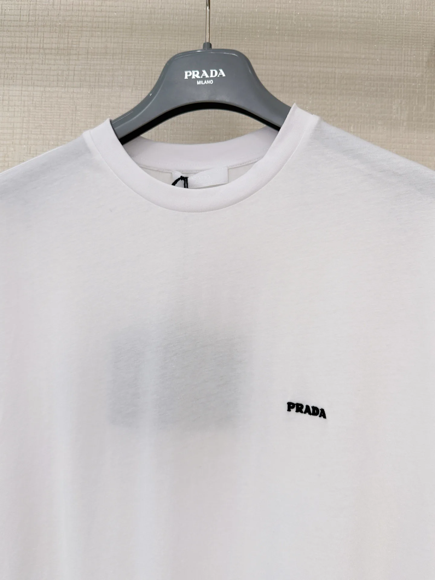 Футболки Женские Prada 13235315