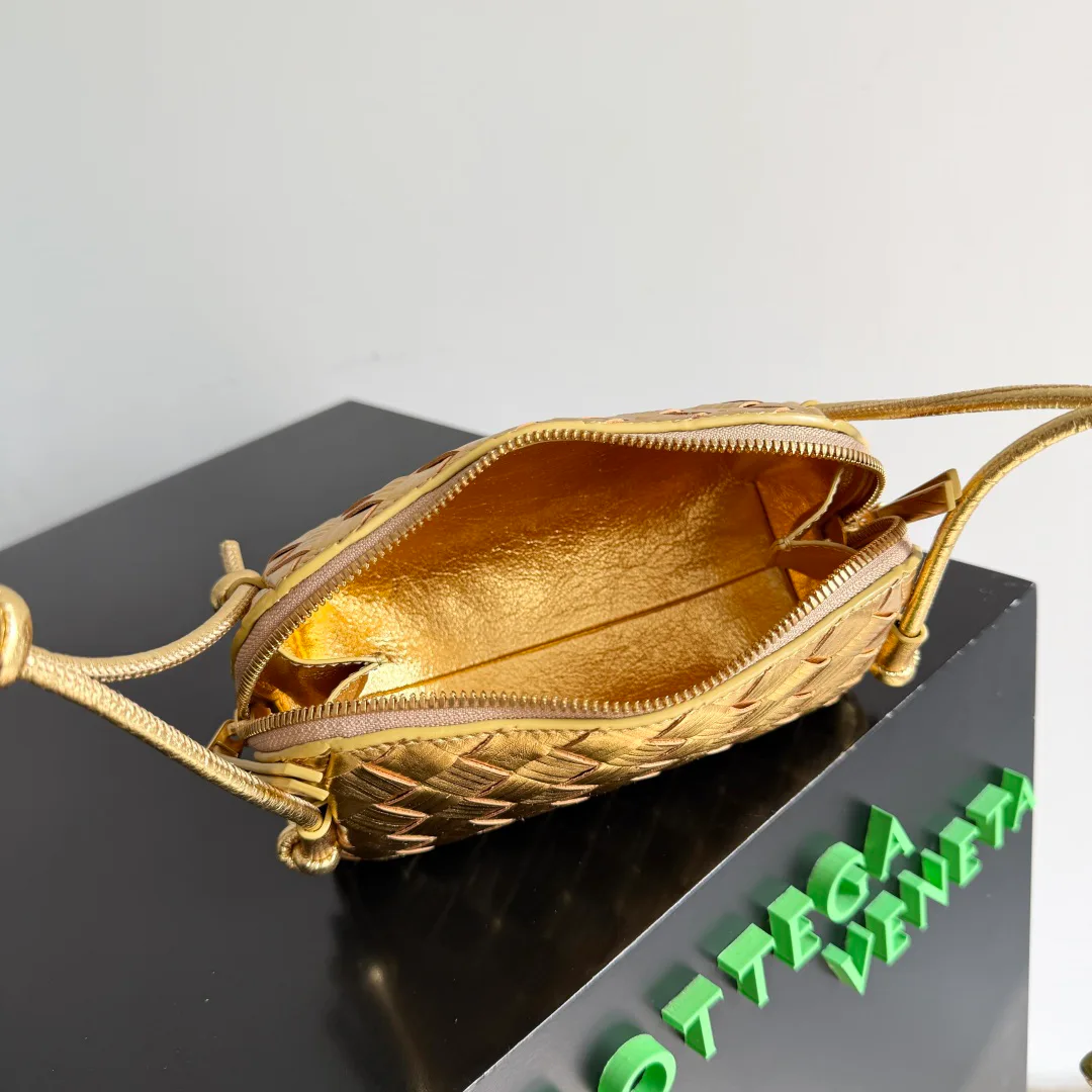 Сумки На Ремне Женские Bottega Veneta 11386899