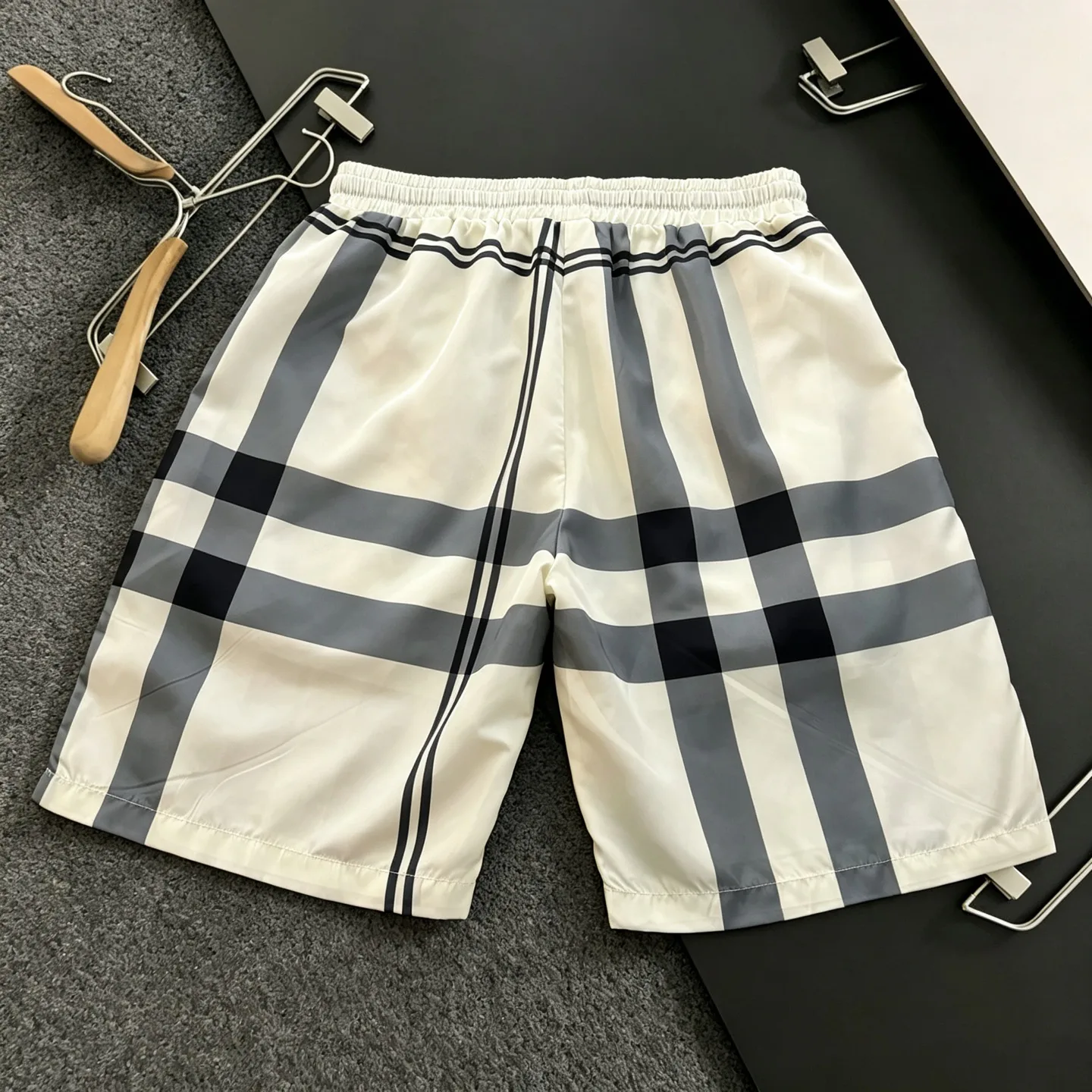 Шорты Мужские Burberry 13474866