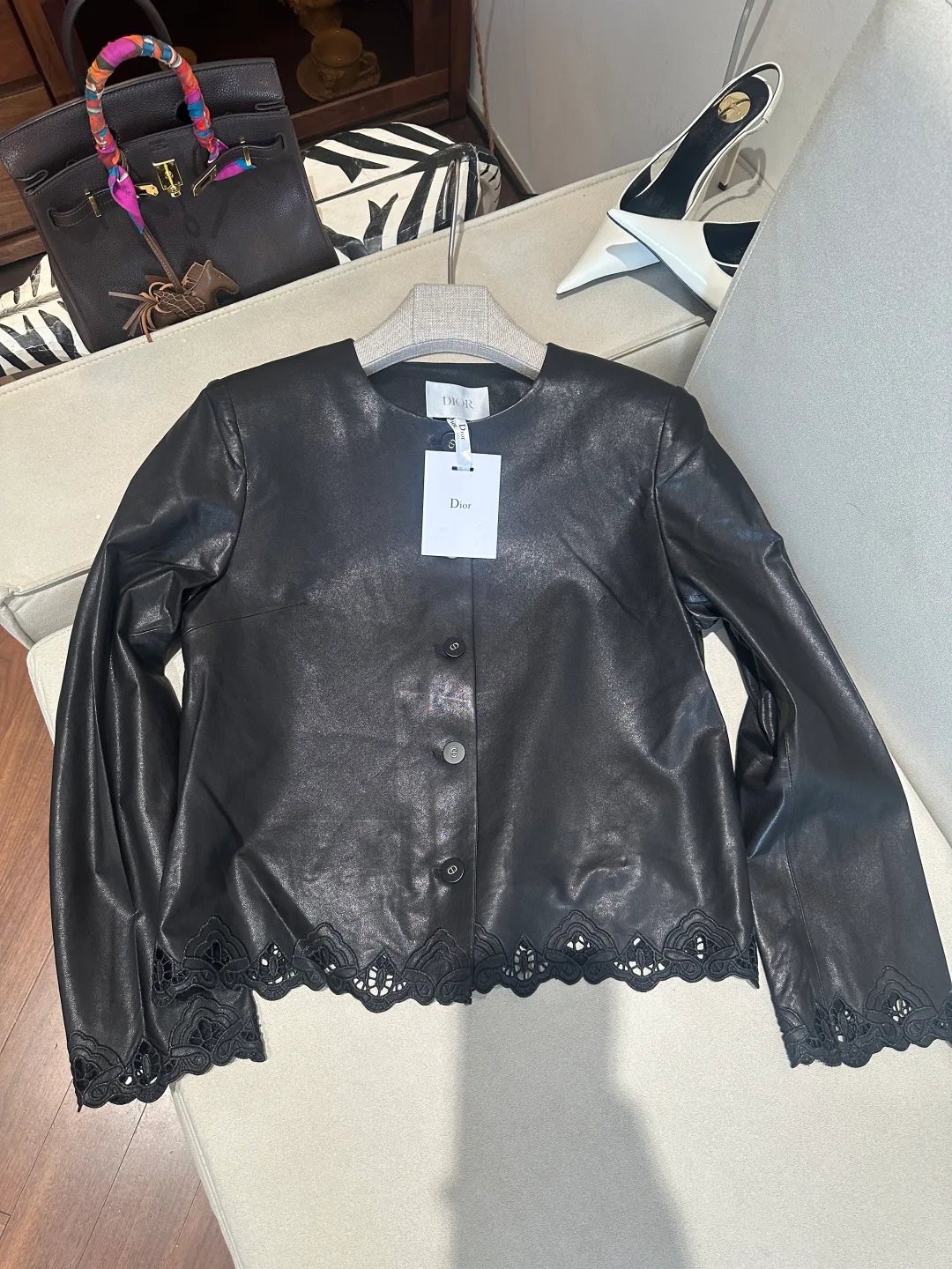 Кожаные Куртки И Дублёнки Женские Christian Dior 17766318