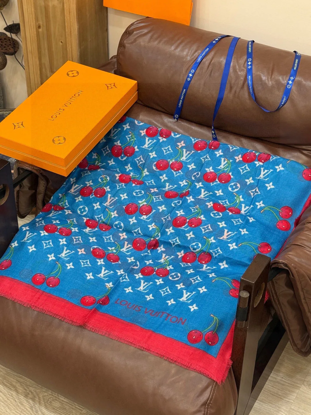 Платки Louis Vuitton 1036364