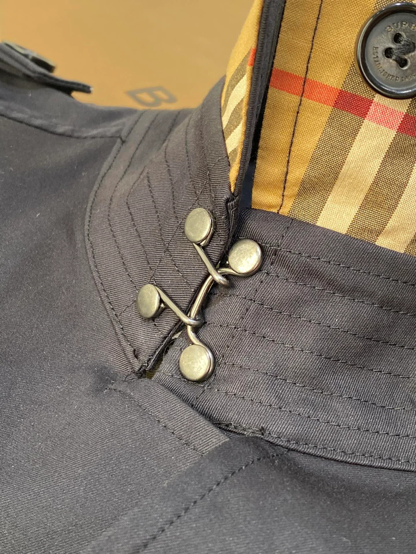 Тренчи Женские Burberry 13428485