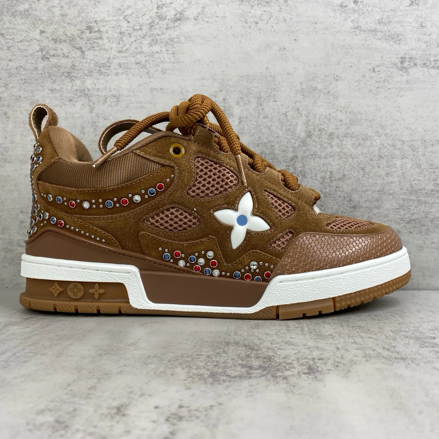 Кроссовки Женские Louis Vuitton 18747235
