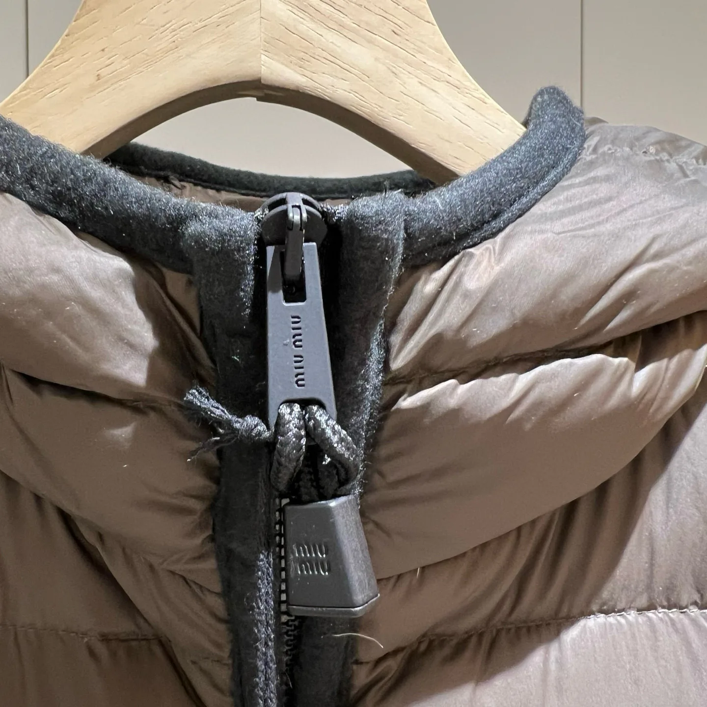 Куртки И Пуховики Женские Miu Miu 237474