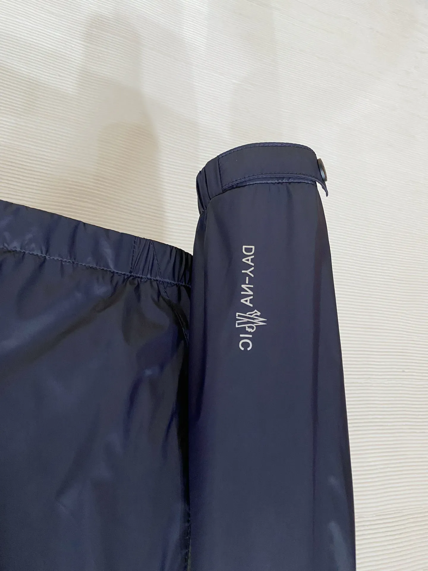 Куртки И Пуховики Мужские Moncler 5059697