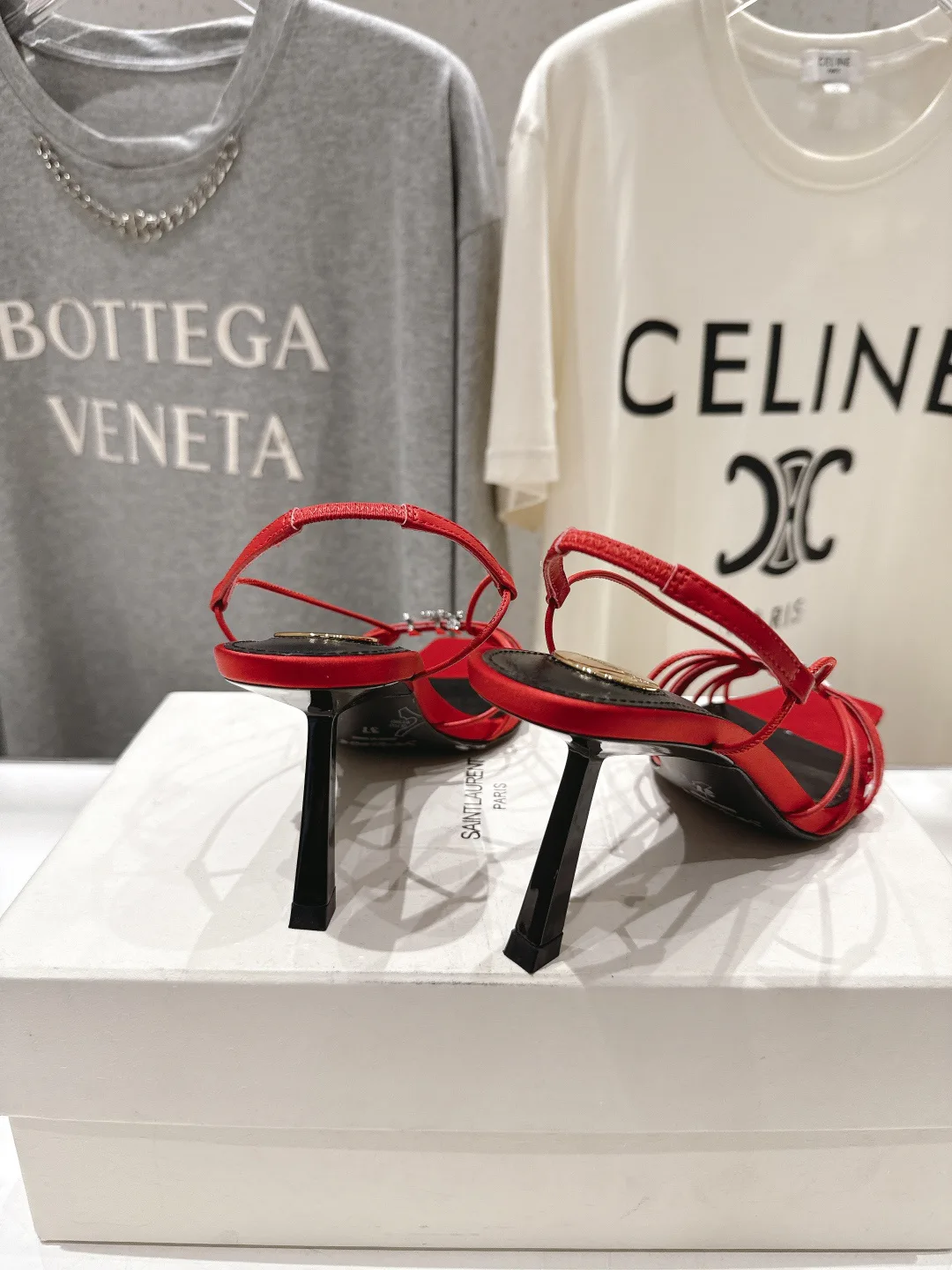 Босоножки Женские Saint Laurent 11623315