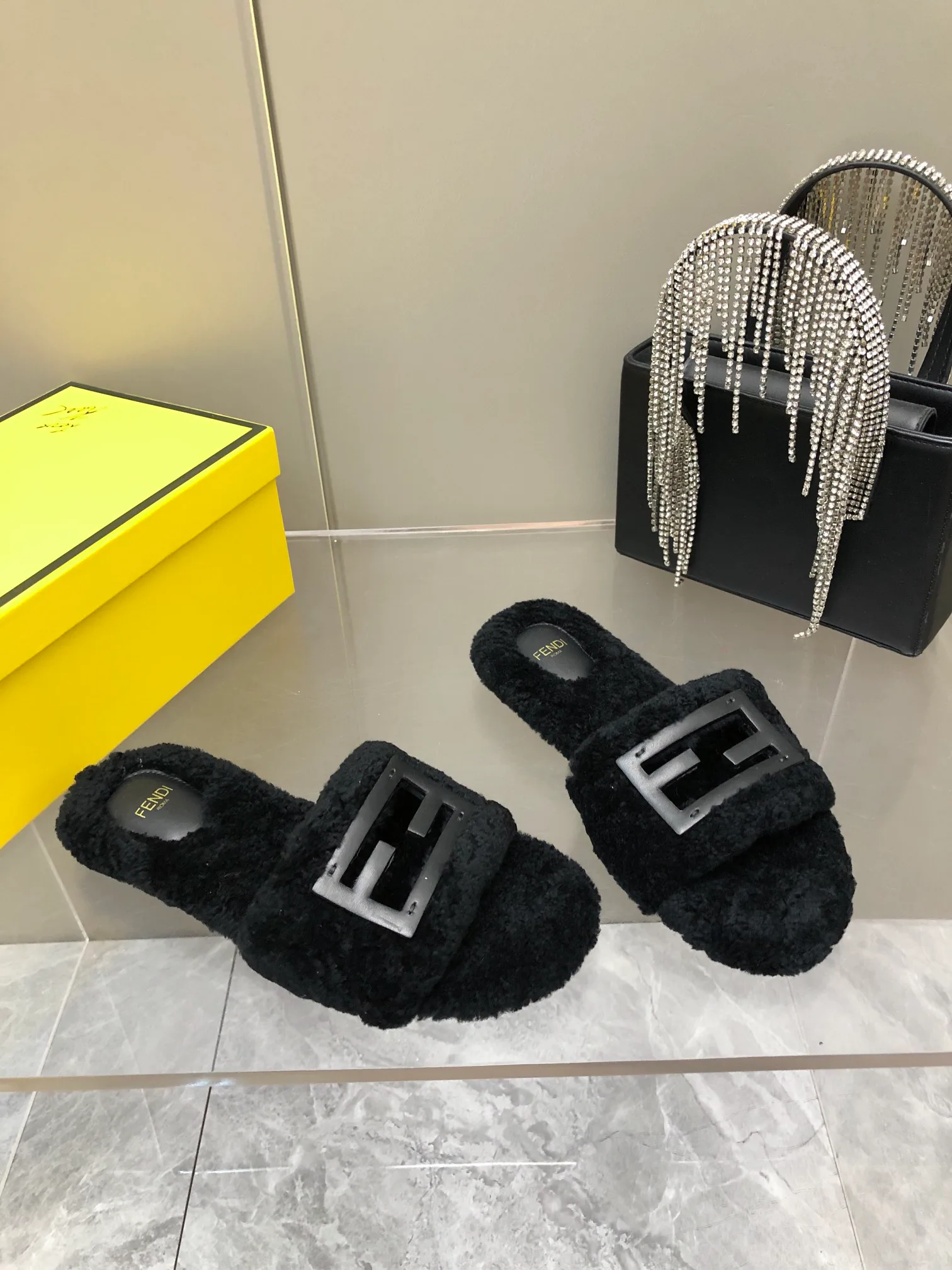 Тапочки Женские Fendi 114923