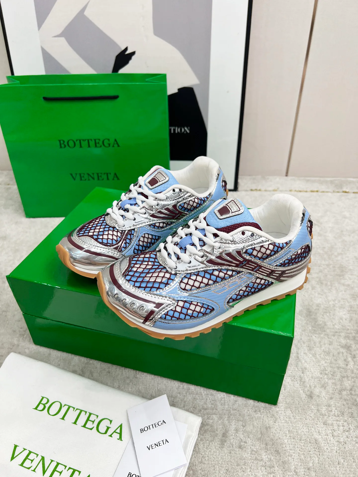 Кроссовки Женские Bottega Veneta 11679367
