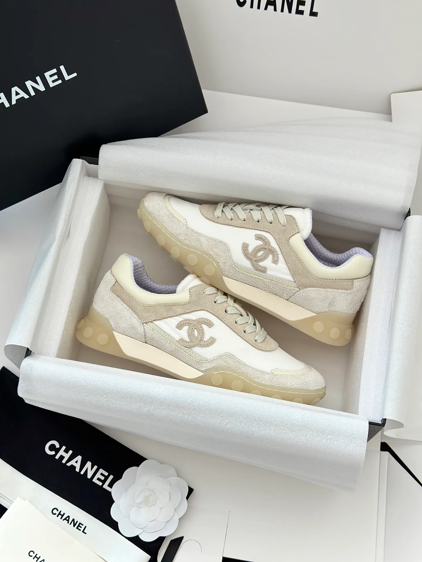 Кроссовки Женские Chanel 18765001