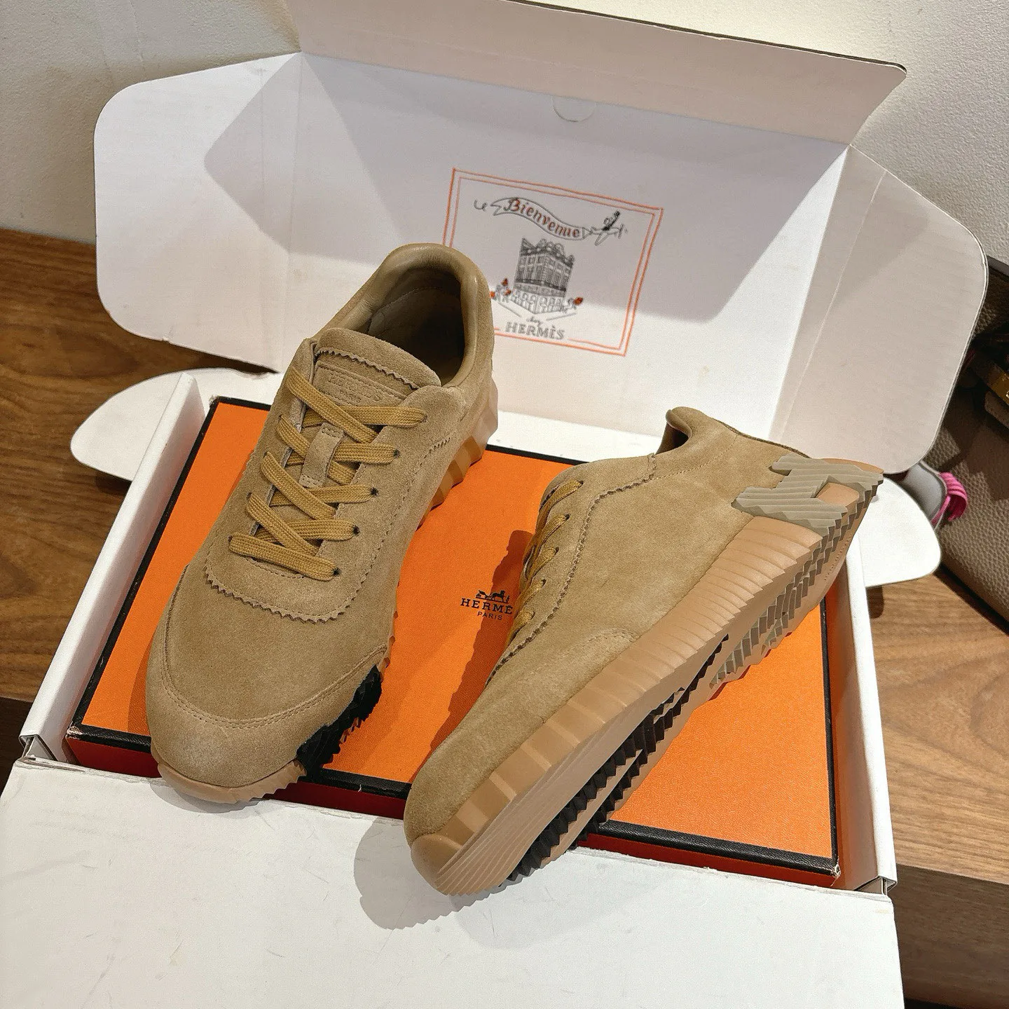 Кроссовки Женские Hermes 9915028