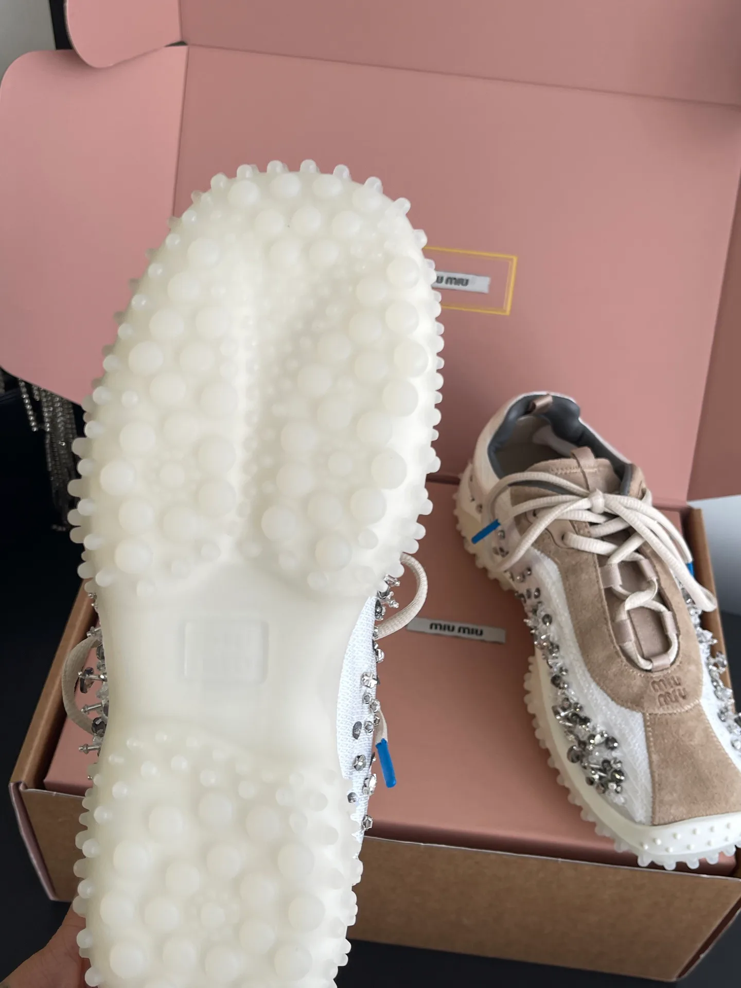 Кроссовки Женские Miu Miu 17554328