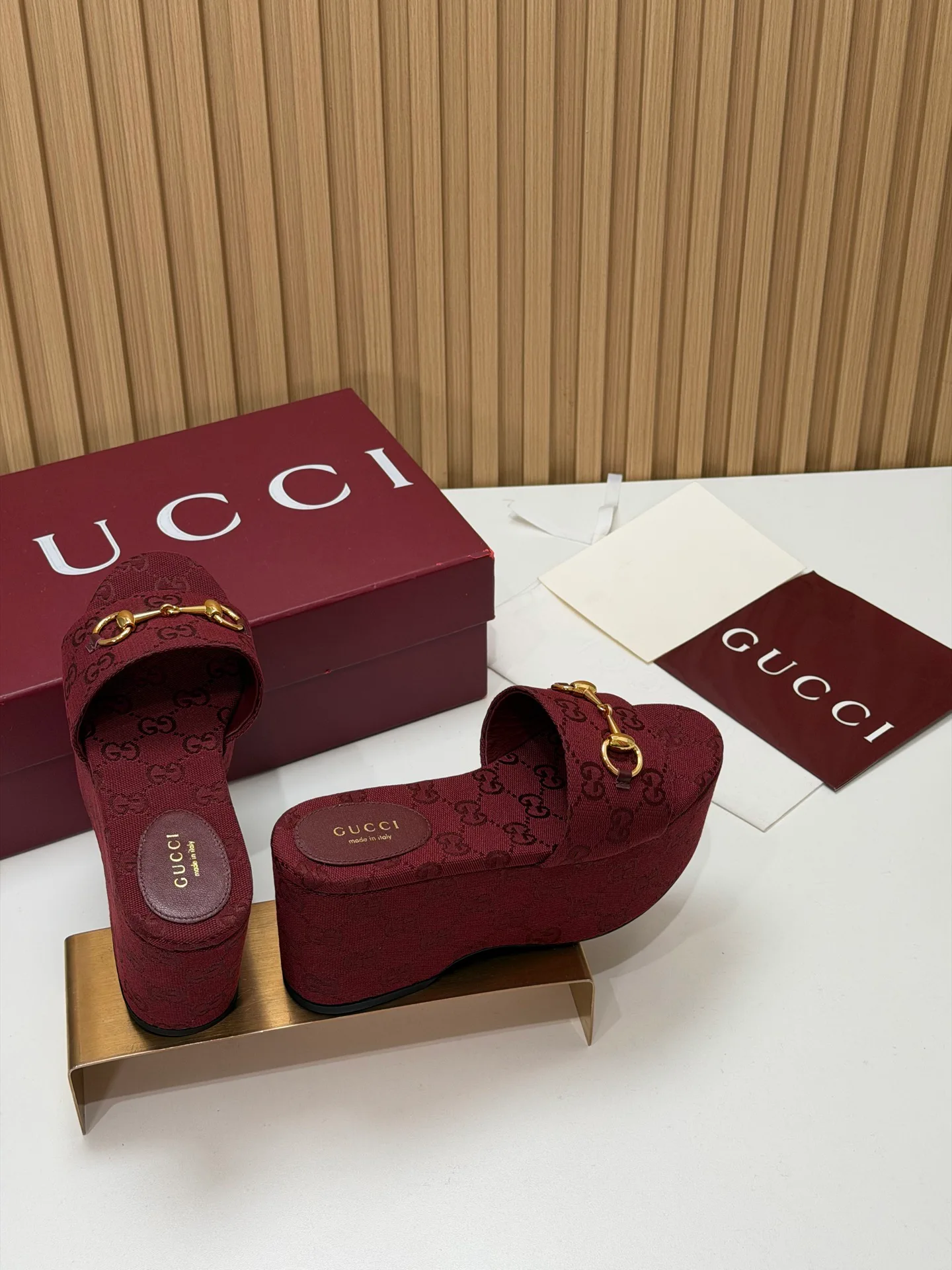 Босоножки Женские Gucci 17631675