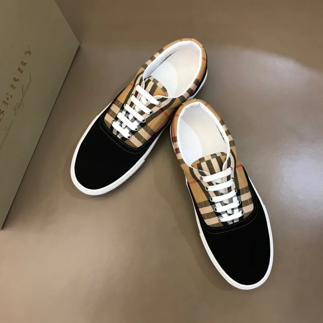 Кроссовки Мужские Burberry 18744110