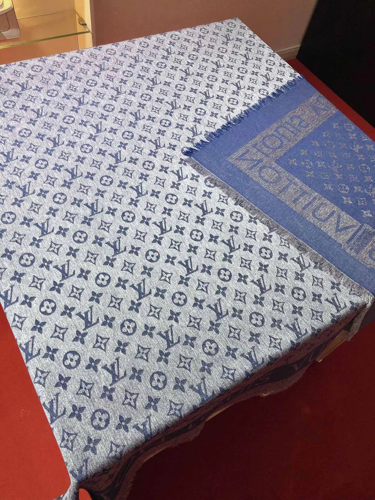 Шарфы Louis Vuitton 94362