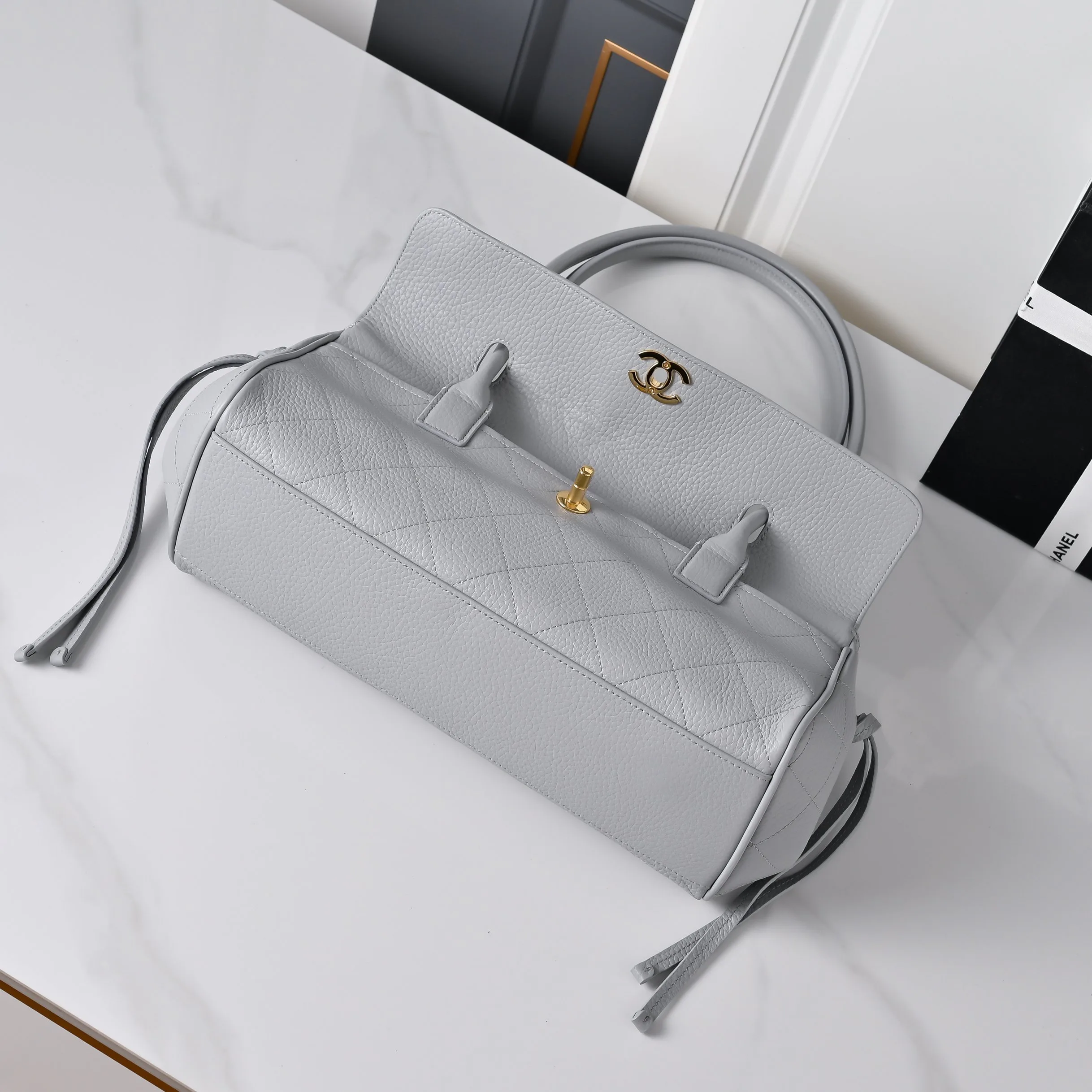Классические Сумки Женские Chanel 18147807