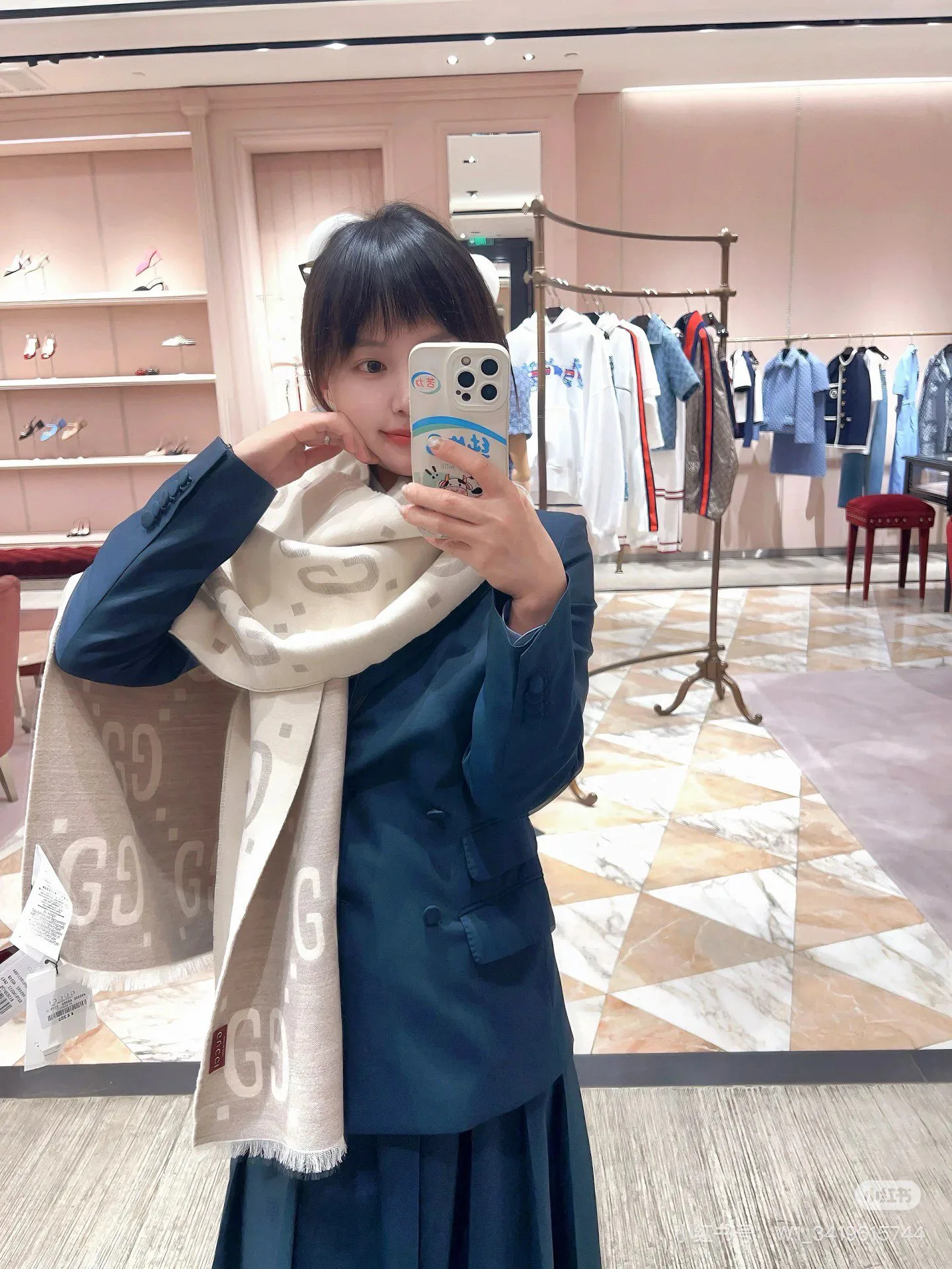 Шарфы Gucci 1747
