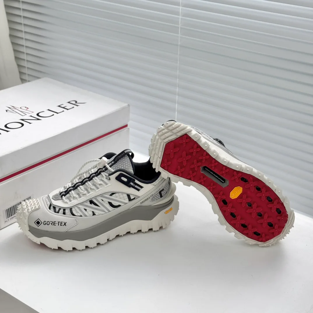 Кроссовки Женские Moncler 5279359