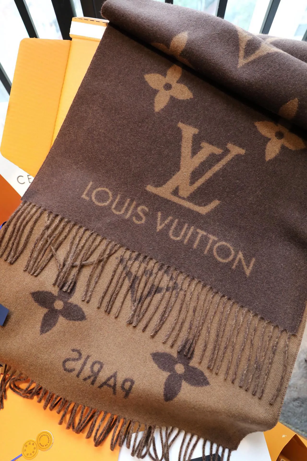 Шарфы Louis Vuitton 5396915