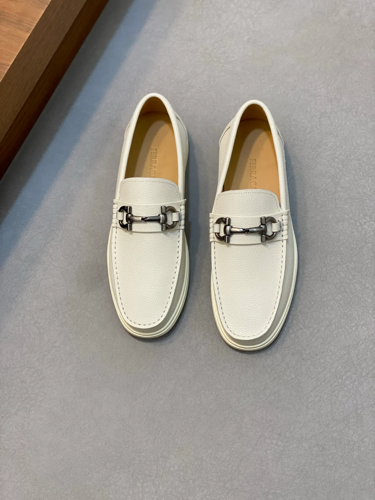 Лоферы И Туфли Мужские Salvatore Ferragamo 10615095