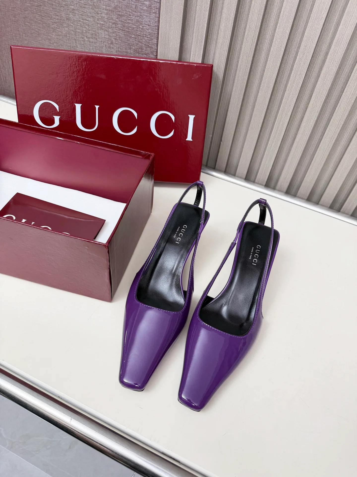 Туфли Женские Gucci 755746