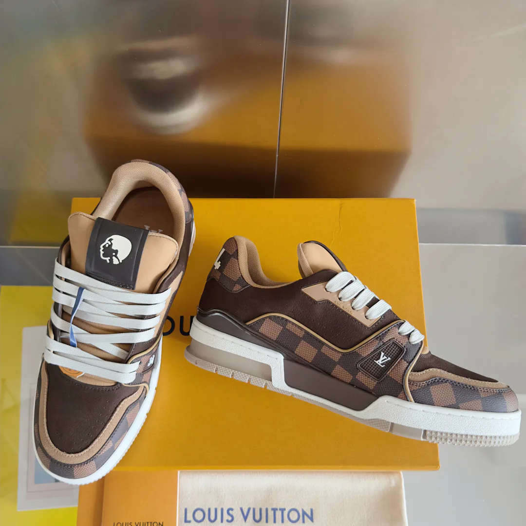 Кроссовки Женские Louis Vuitton 1546740