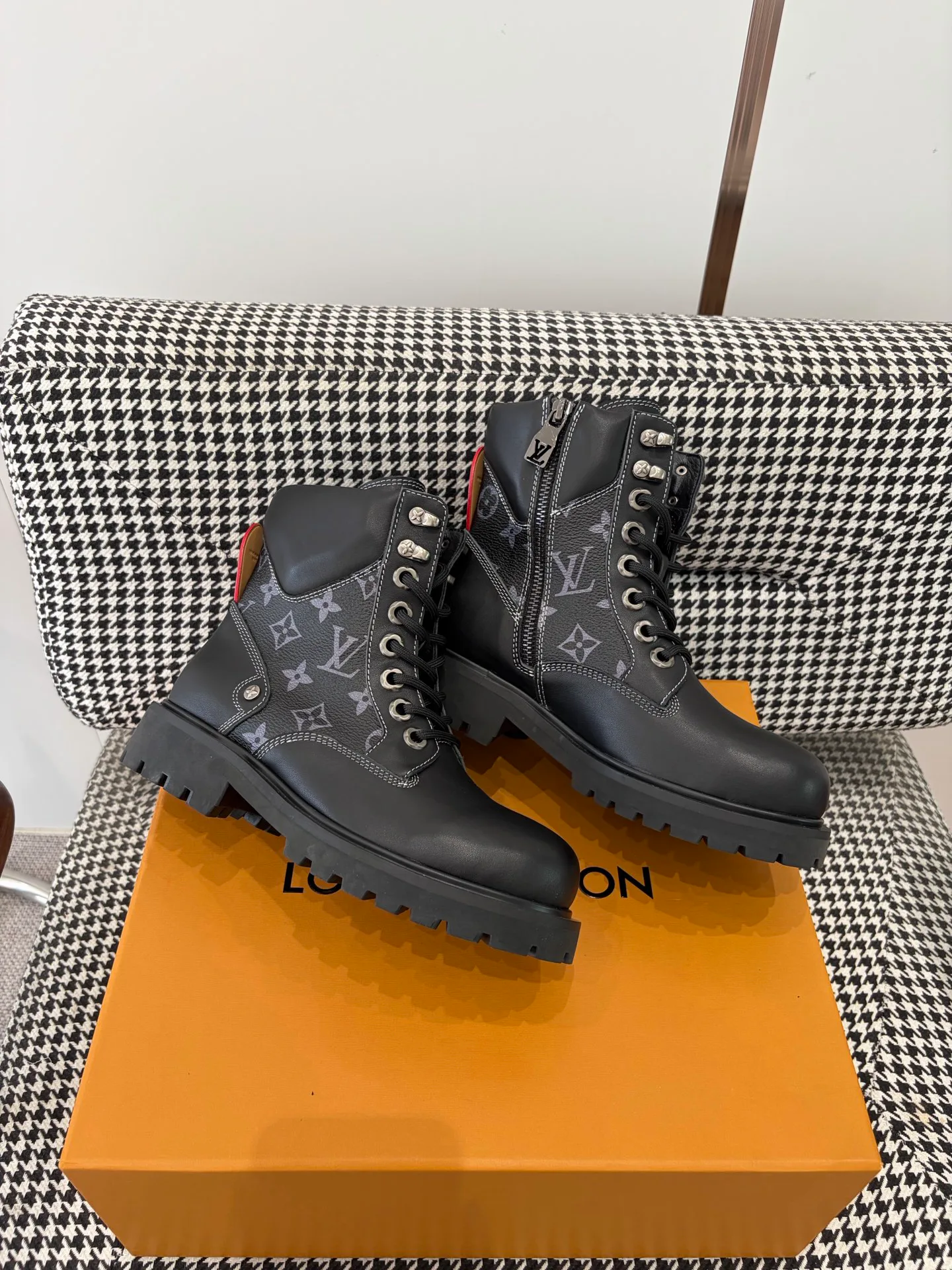 Ботинки Женские Louis Vuitton 19597226