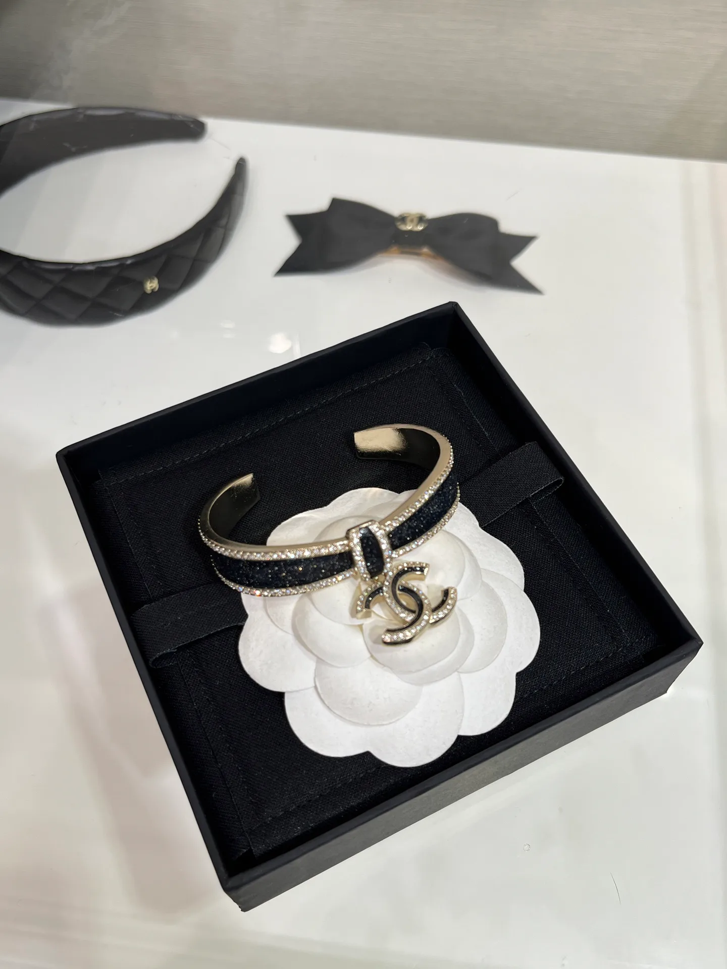 Бижутерия Chanel 70924