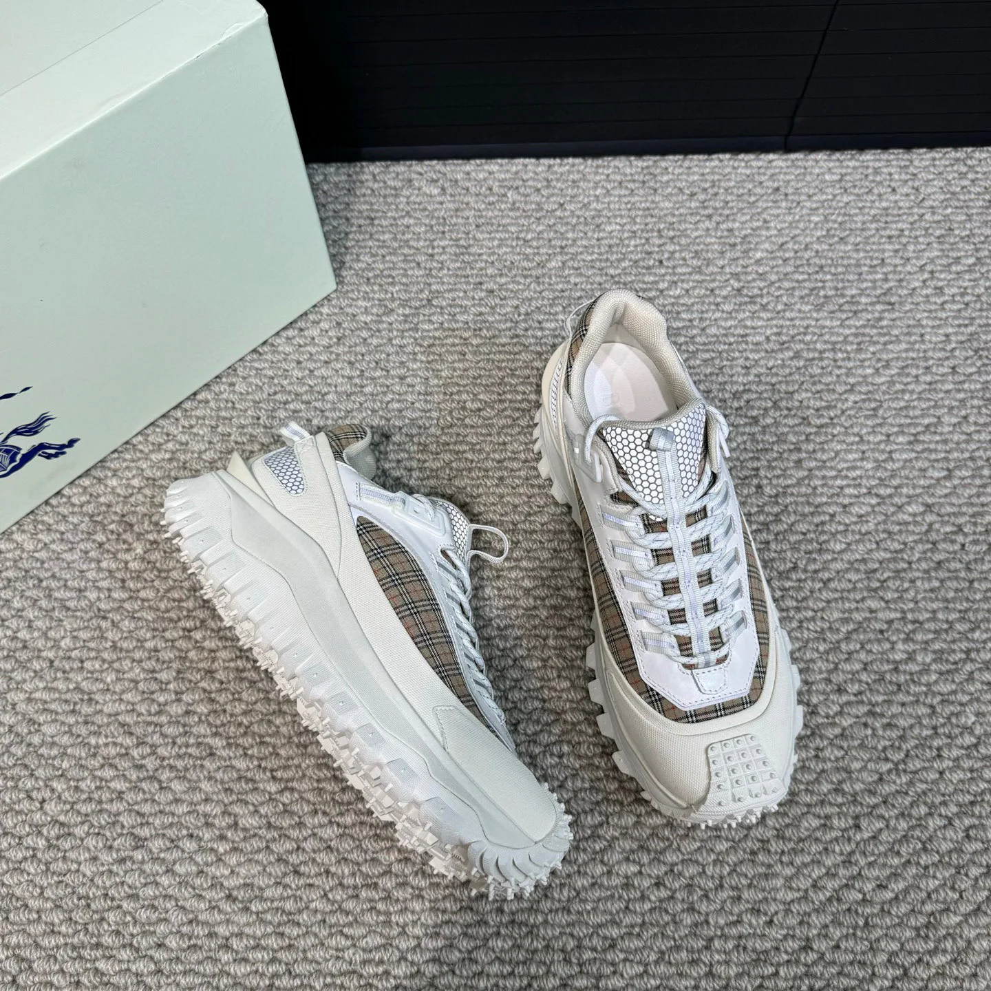 Кроссовки Мужские Burberry 425204