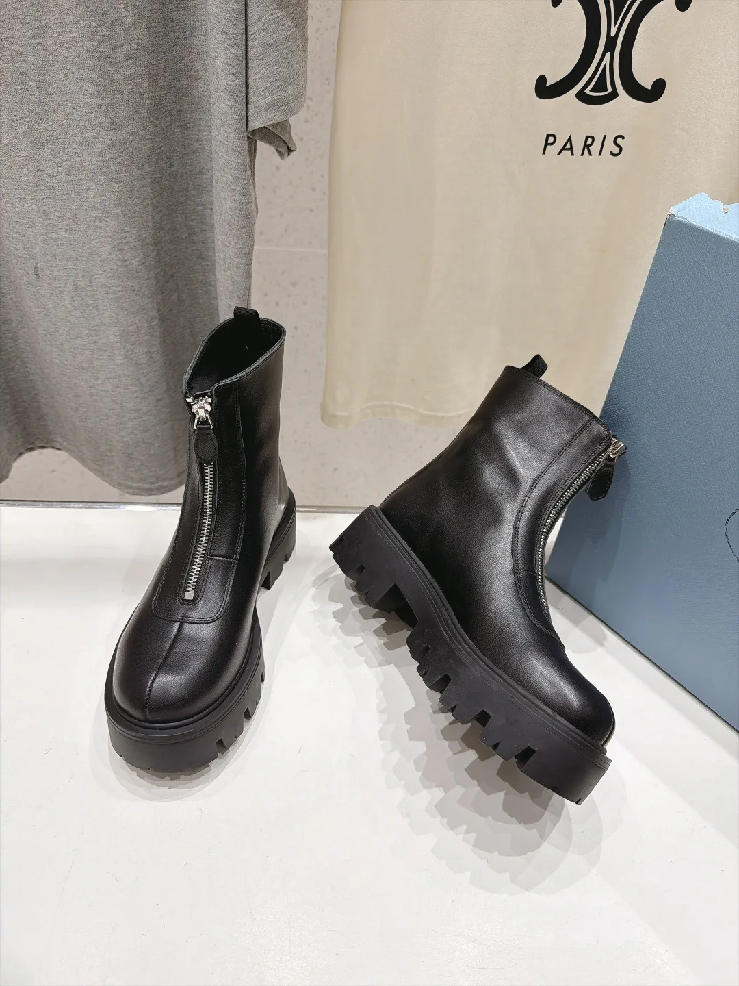 Ботинки Женские Prada 19133658