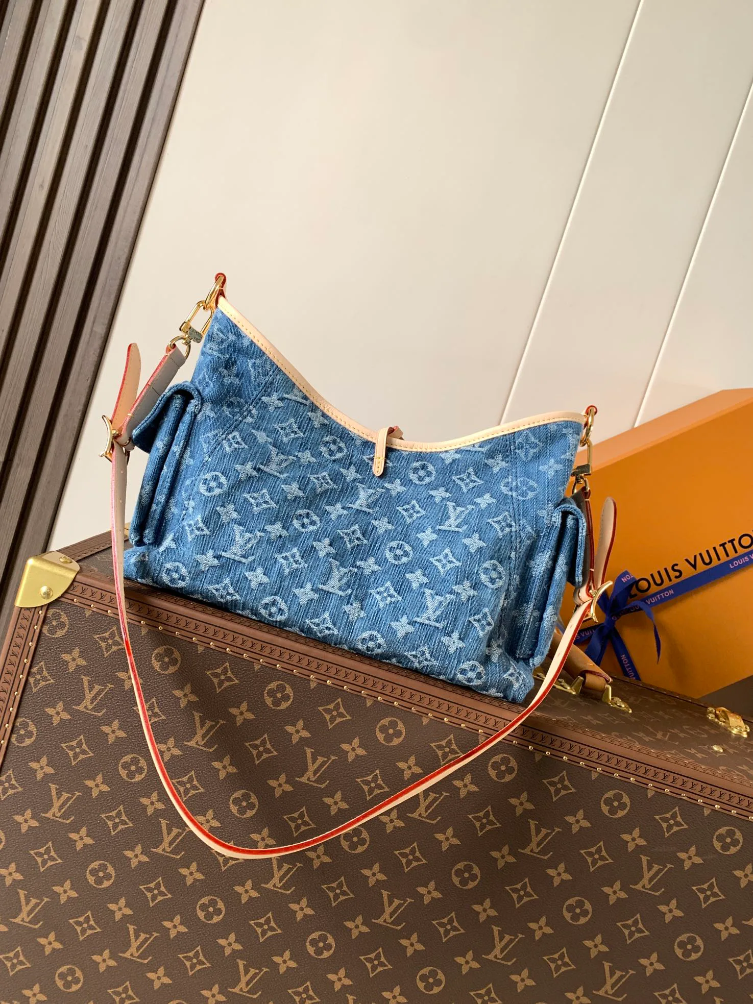 Сумки На Ремне Женские Louis Vuitton 13435277