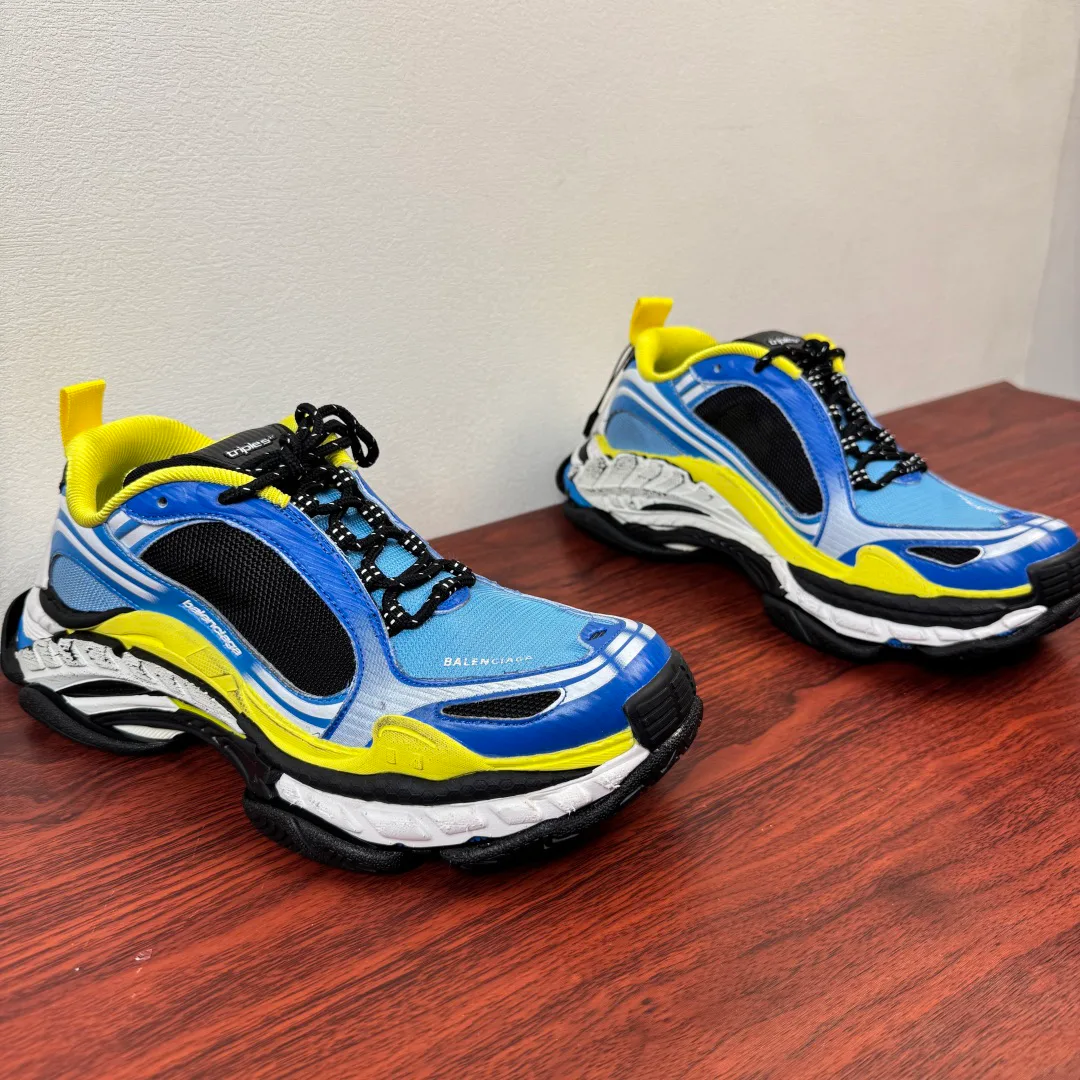 Кроссовки Женские Balenciaga 14845610