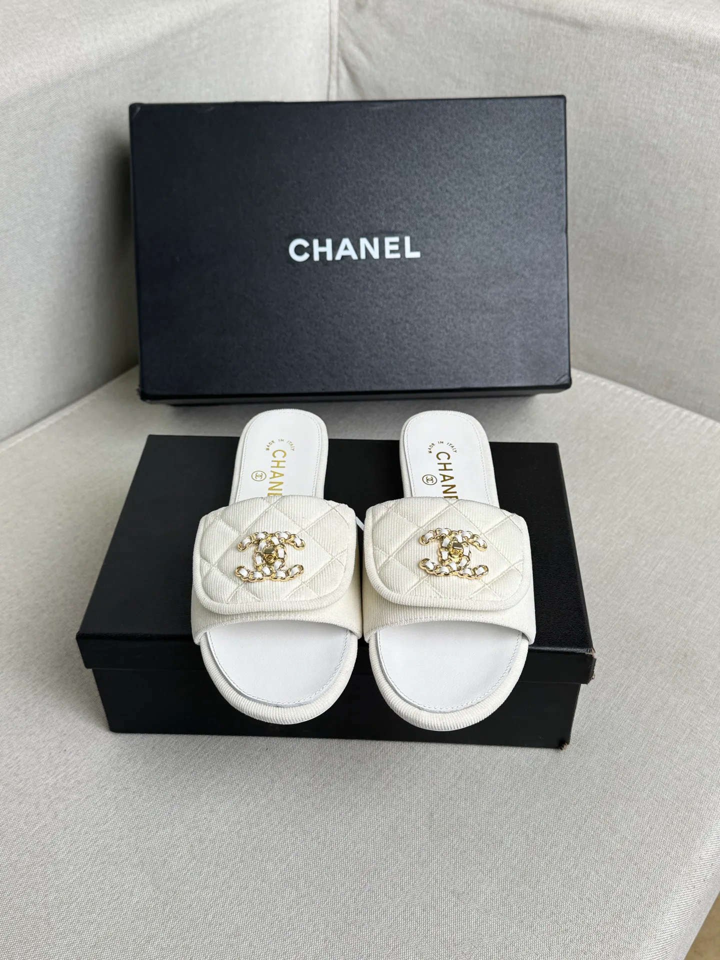 Сандалии Женские Chanel 13181136