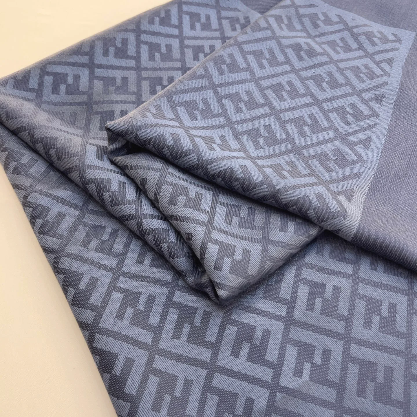 Шарфы Fendi 1880733