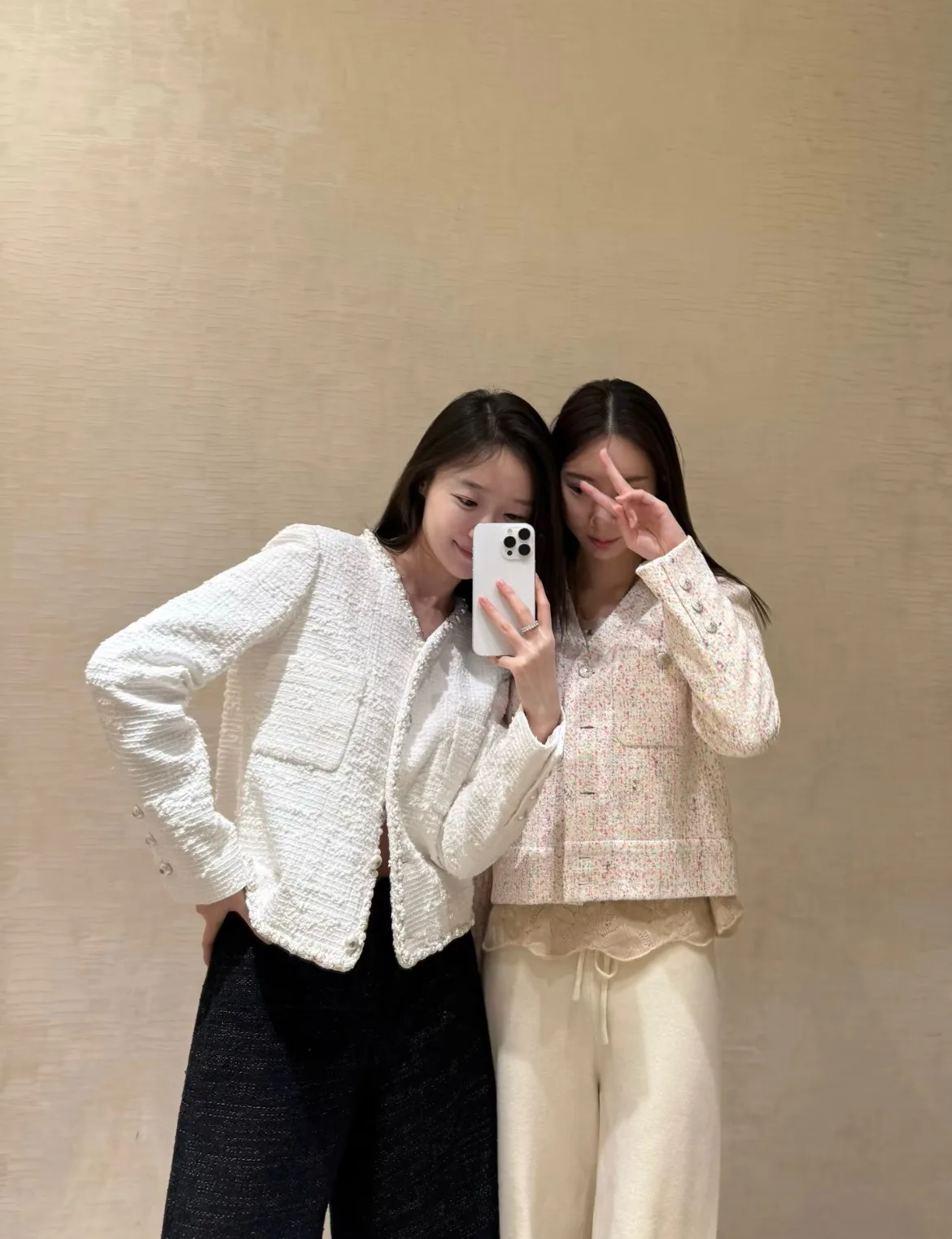 Куртки И Пуховики Женские Chanel 66193