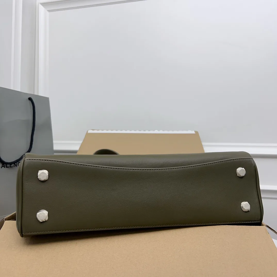 Классические Сумки Женские Balenciaga 11872230