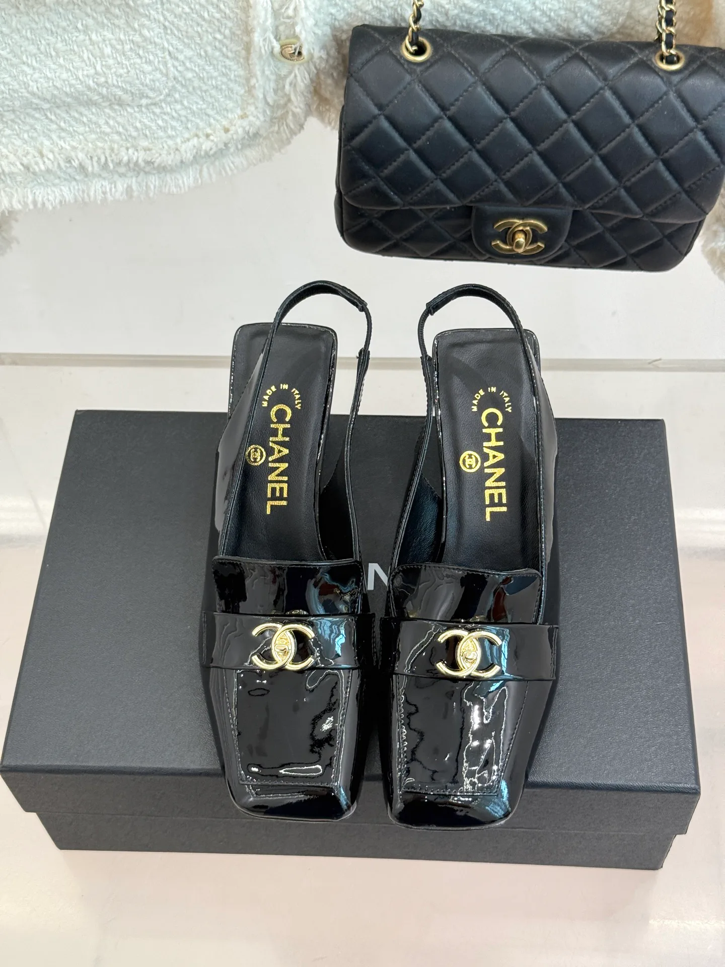 Босоножки Женские Chanel 17699632