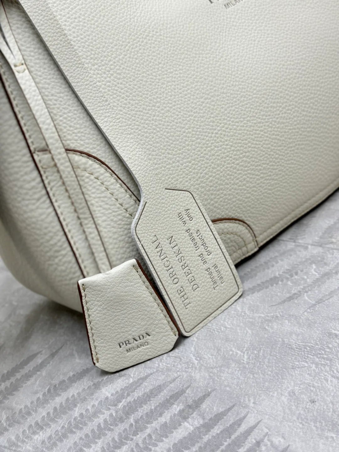 Сумки На Ремне Женские Prada 617100