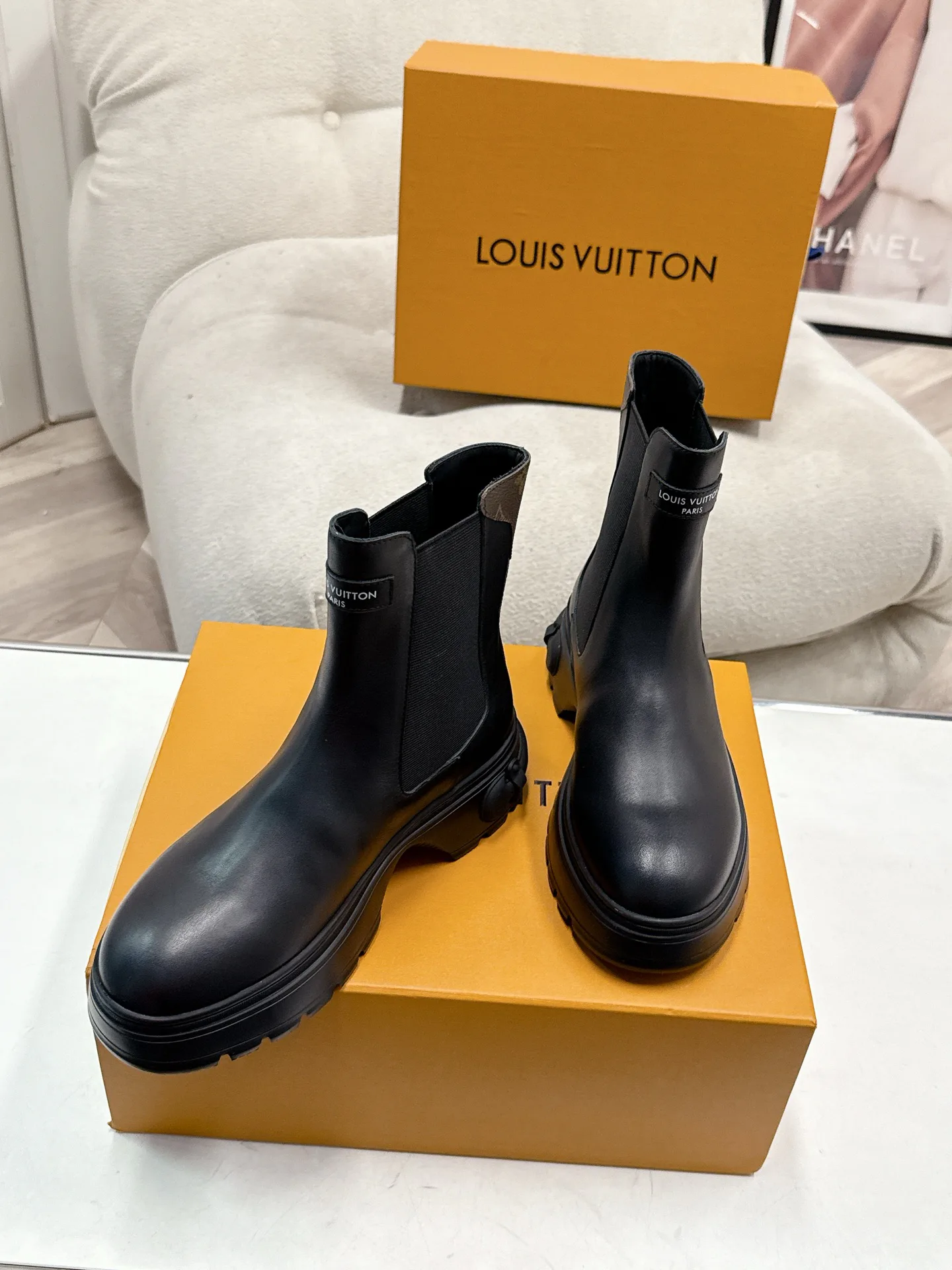 Ботинки Женские Louis Vuitton 1284600