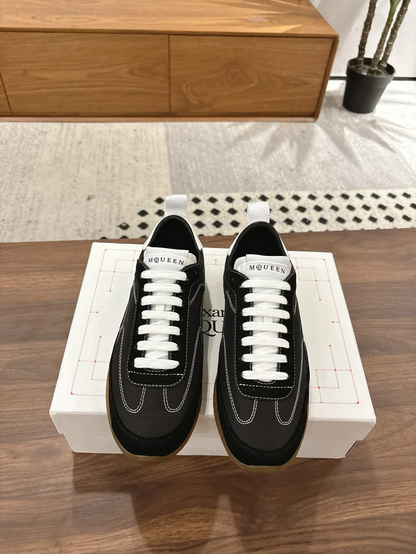 Кроссовки Женские Alexander Mcqueen 3446162