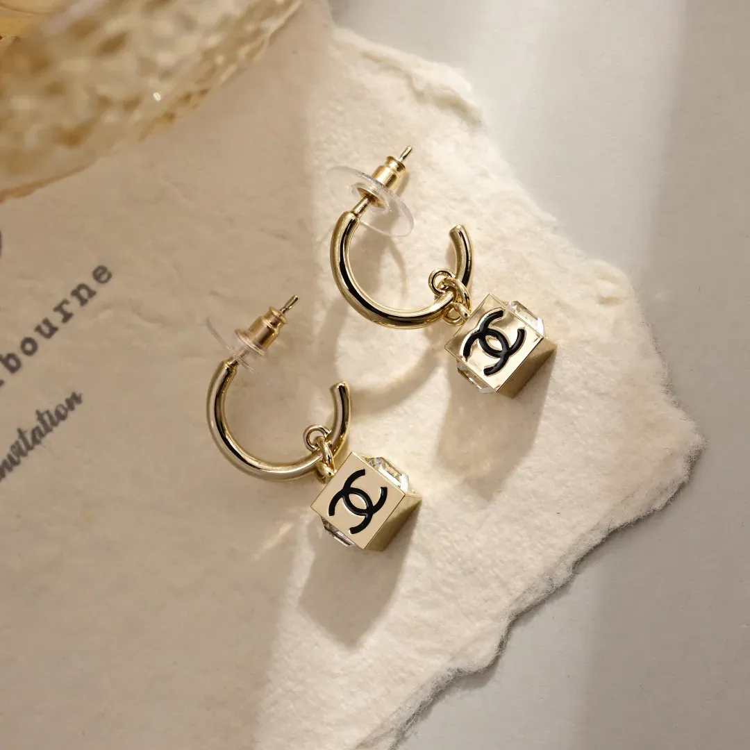 Бижутерия Chanel 5019018