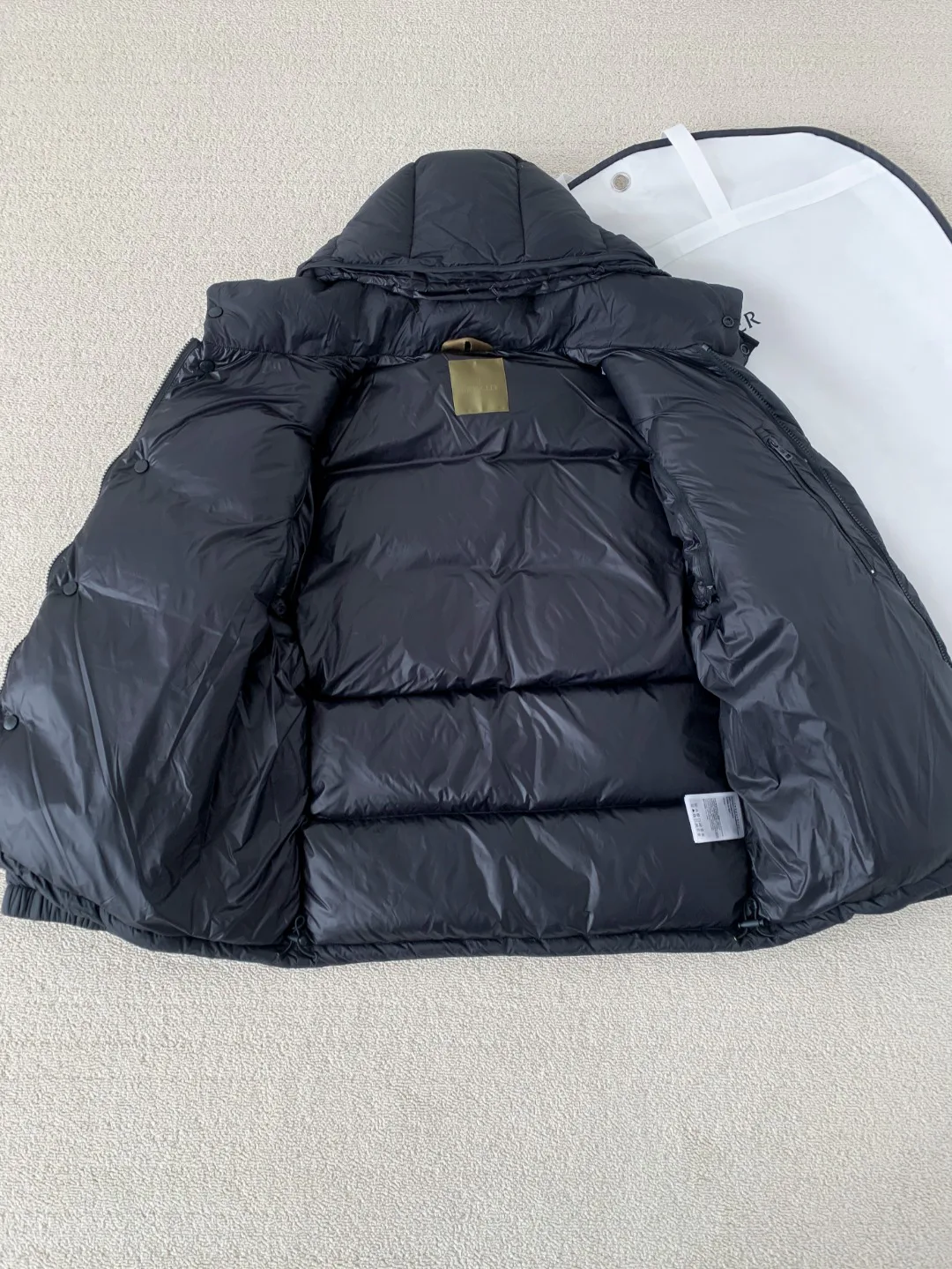 Куртки И Пуховики Мужские Moncler 441240