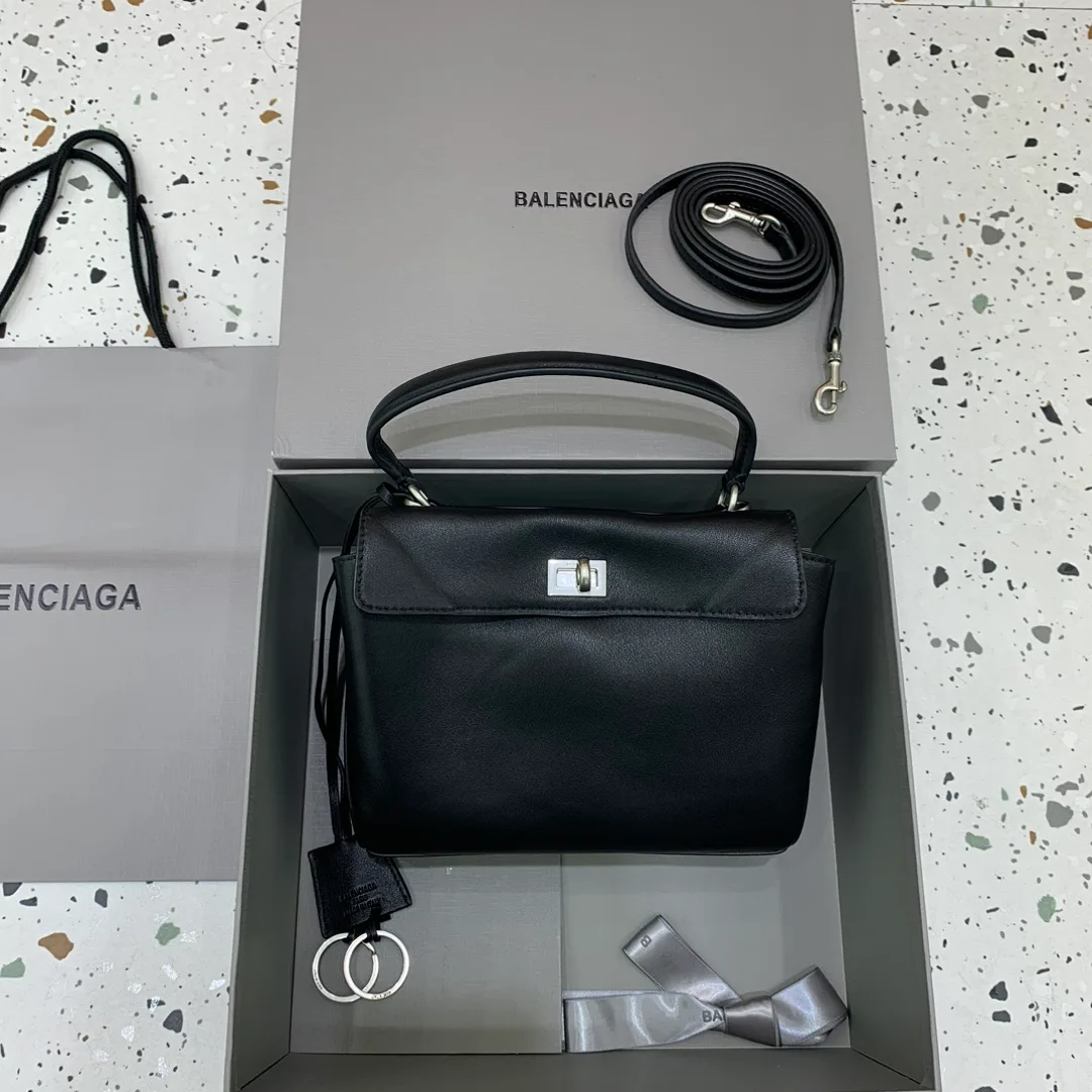 Сумки На Ремне Женские Balenciaga 892860