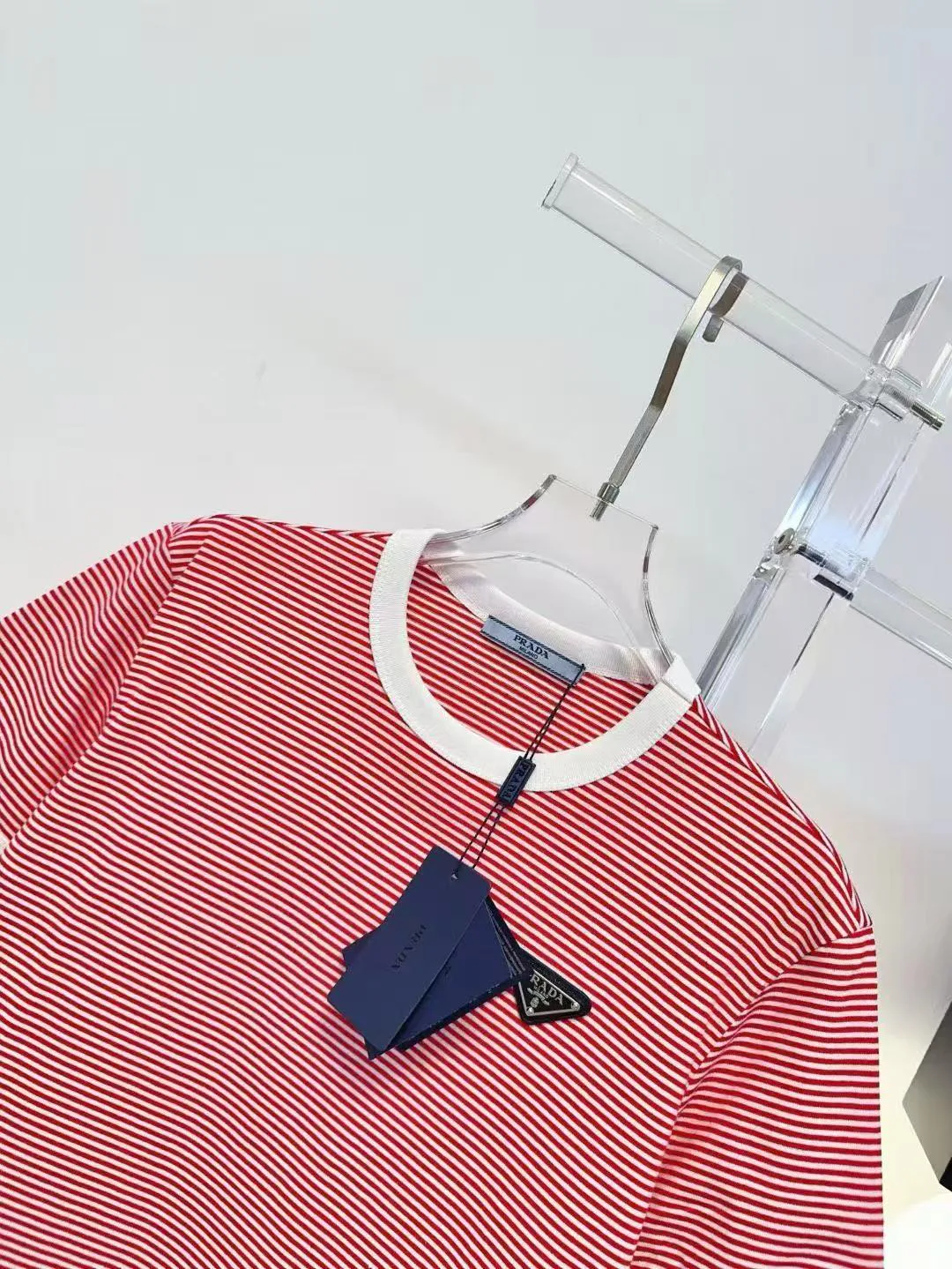 Футболки Женские Prada 11334541