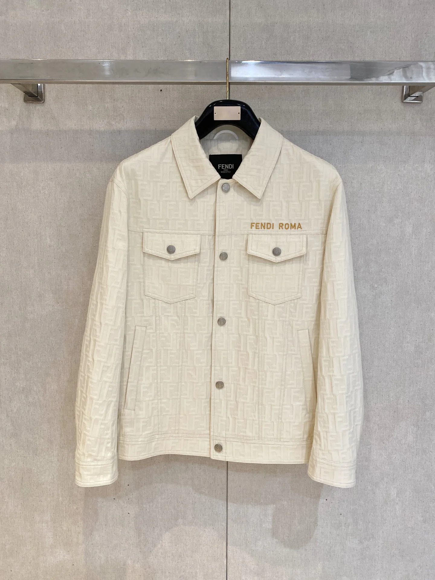 Куртки И Пуховики Мужские Fendi 11865119