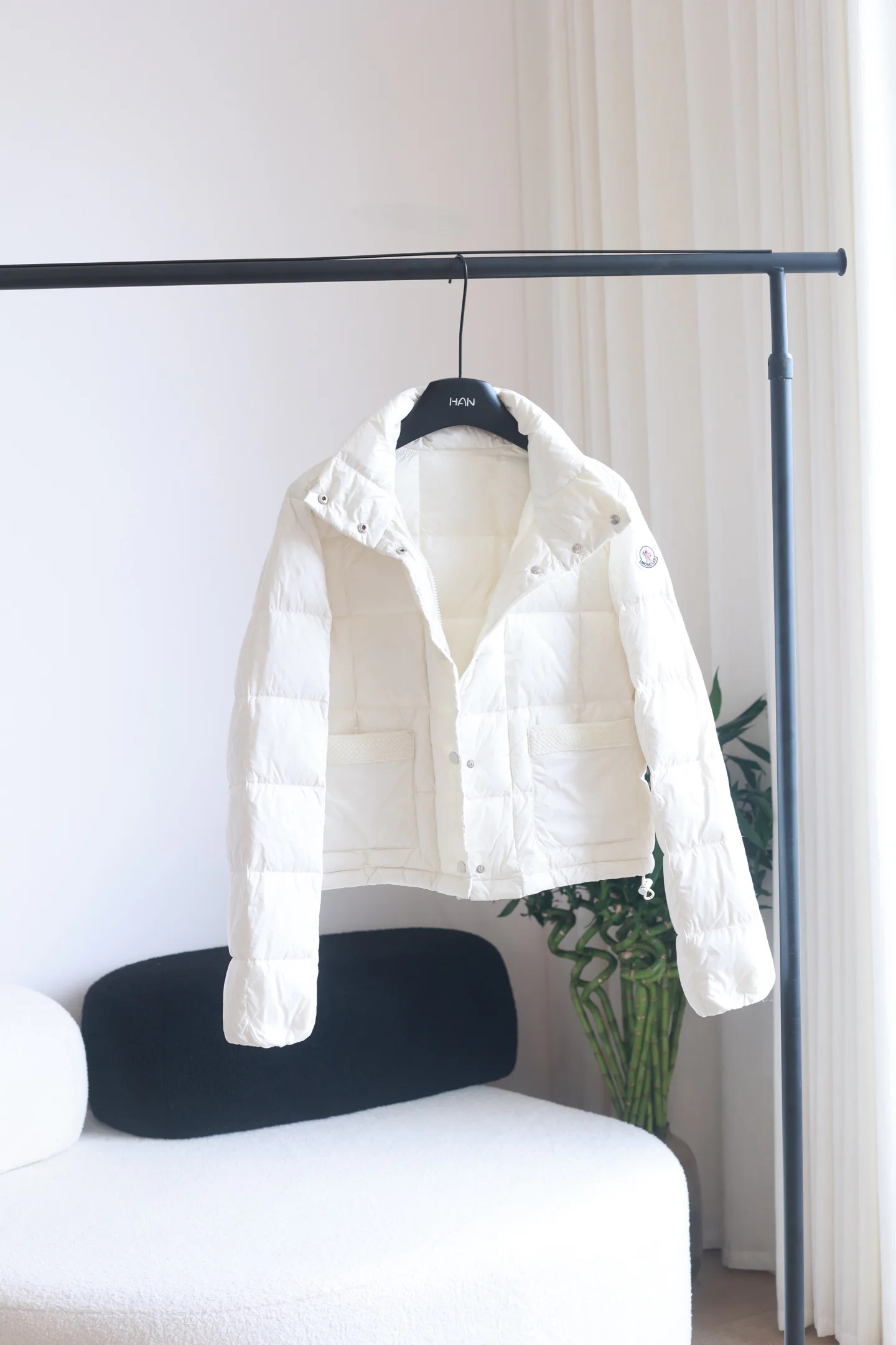 Куртки И Пуховики Женские Moncler 18184518