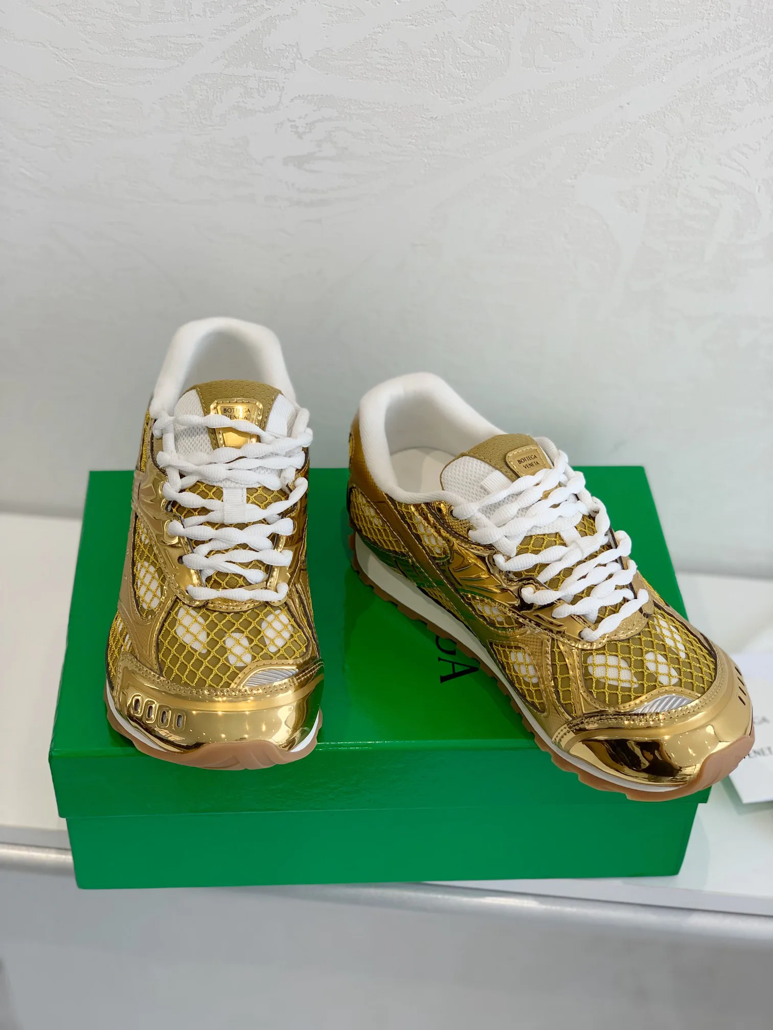 Кроссовки Женские Bottega Veneta 11677110