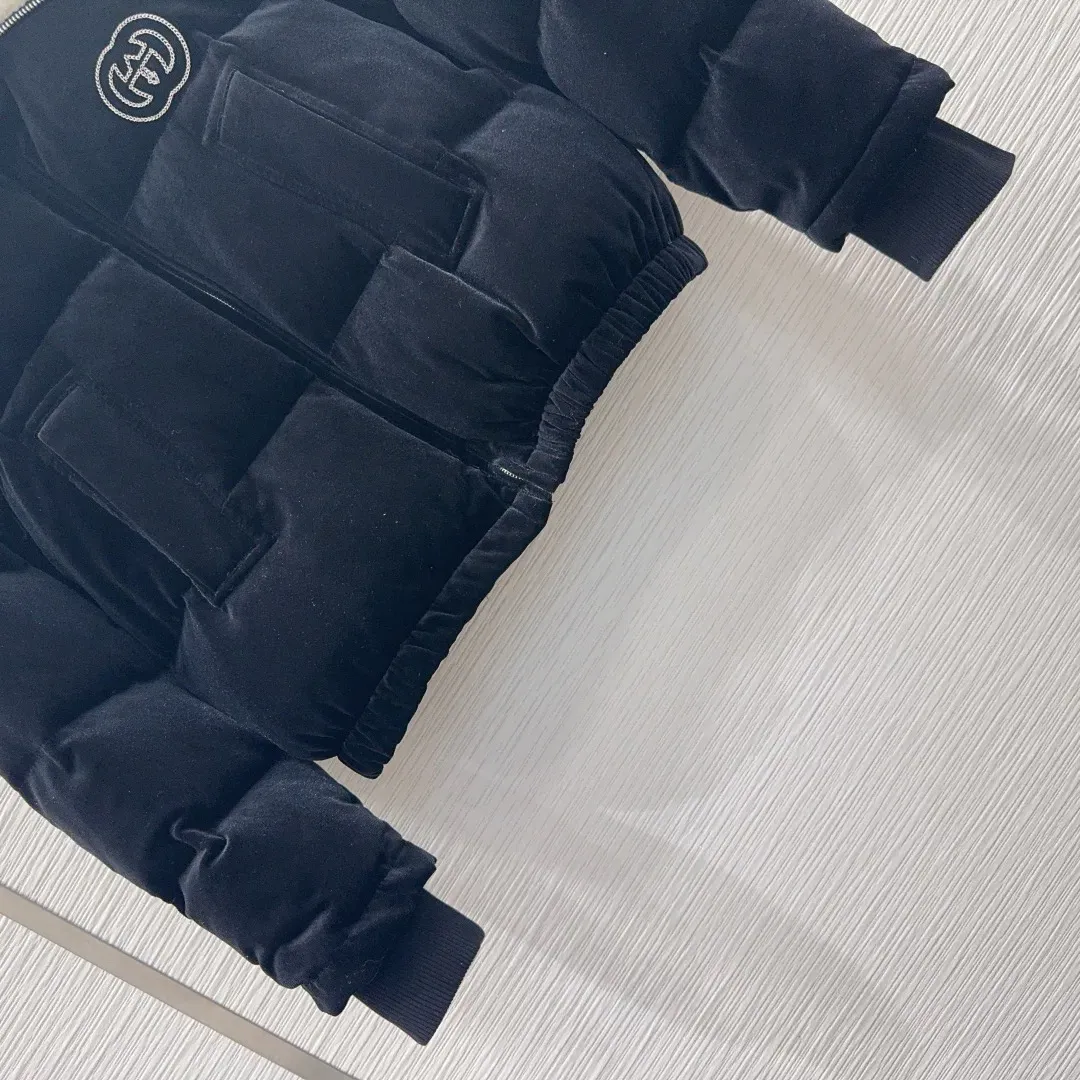 Куртки И Пуховики Женские Gucci 561795