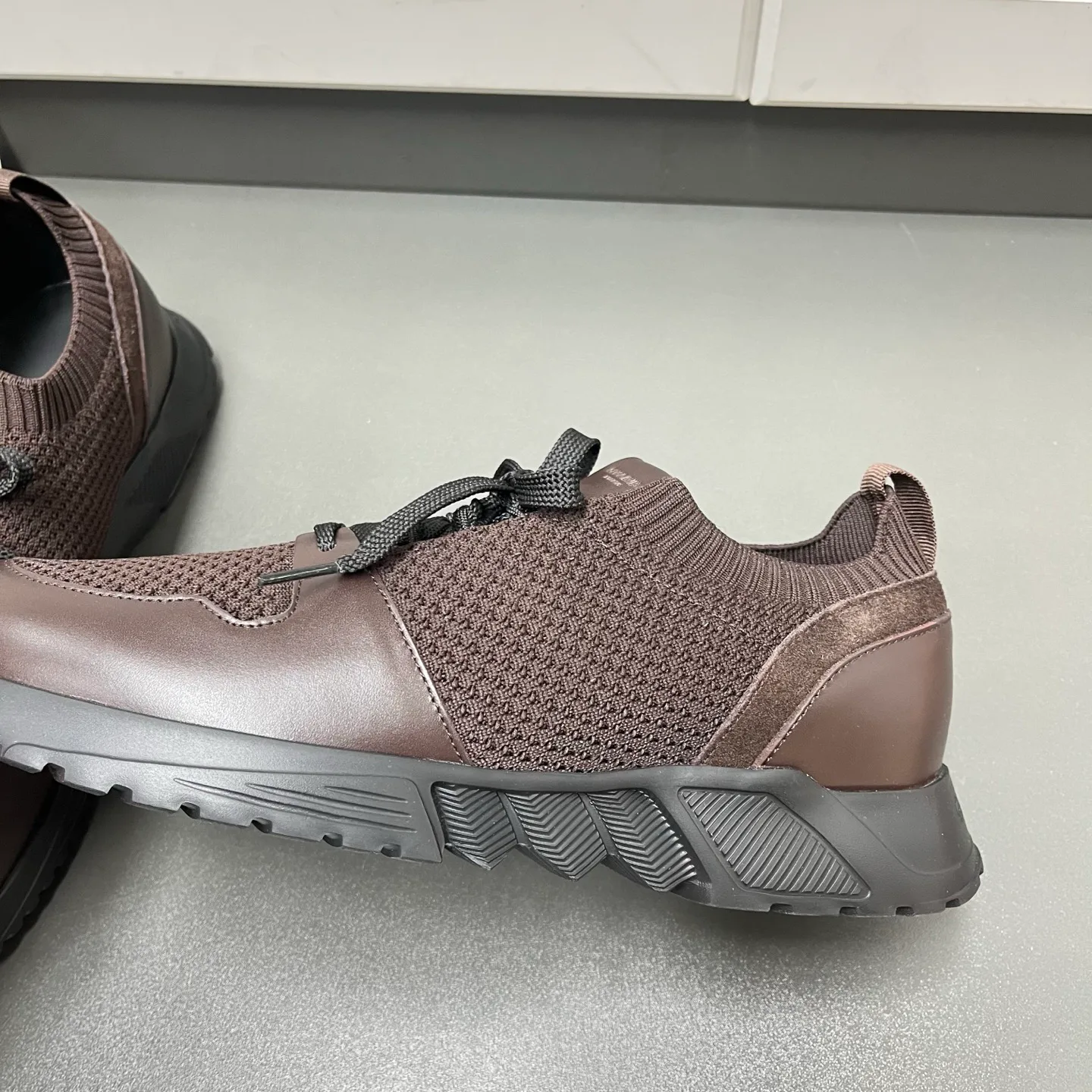 Кроссовки Мужские Armani 17457796