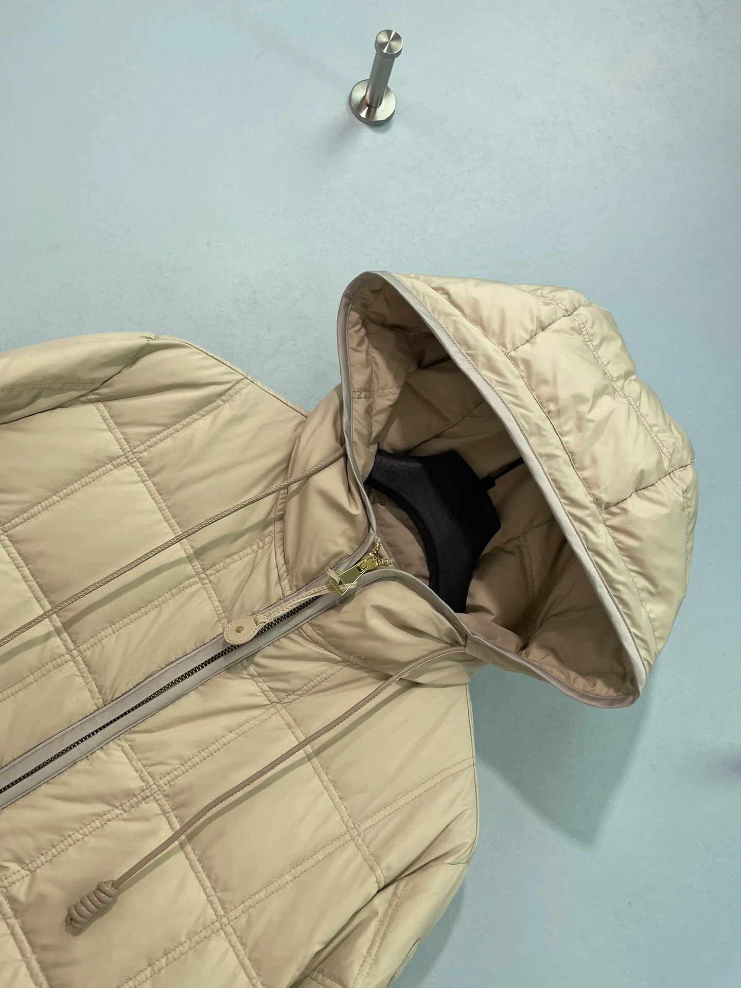 Куртки И Пуховики Женские Moncler 18513394