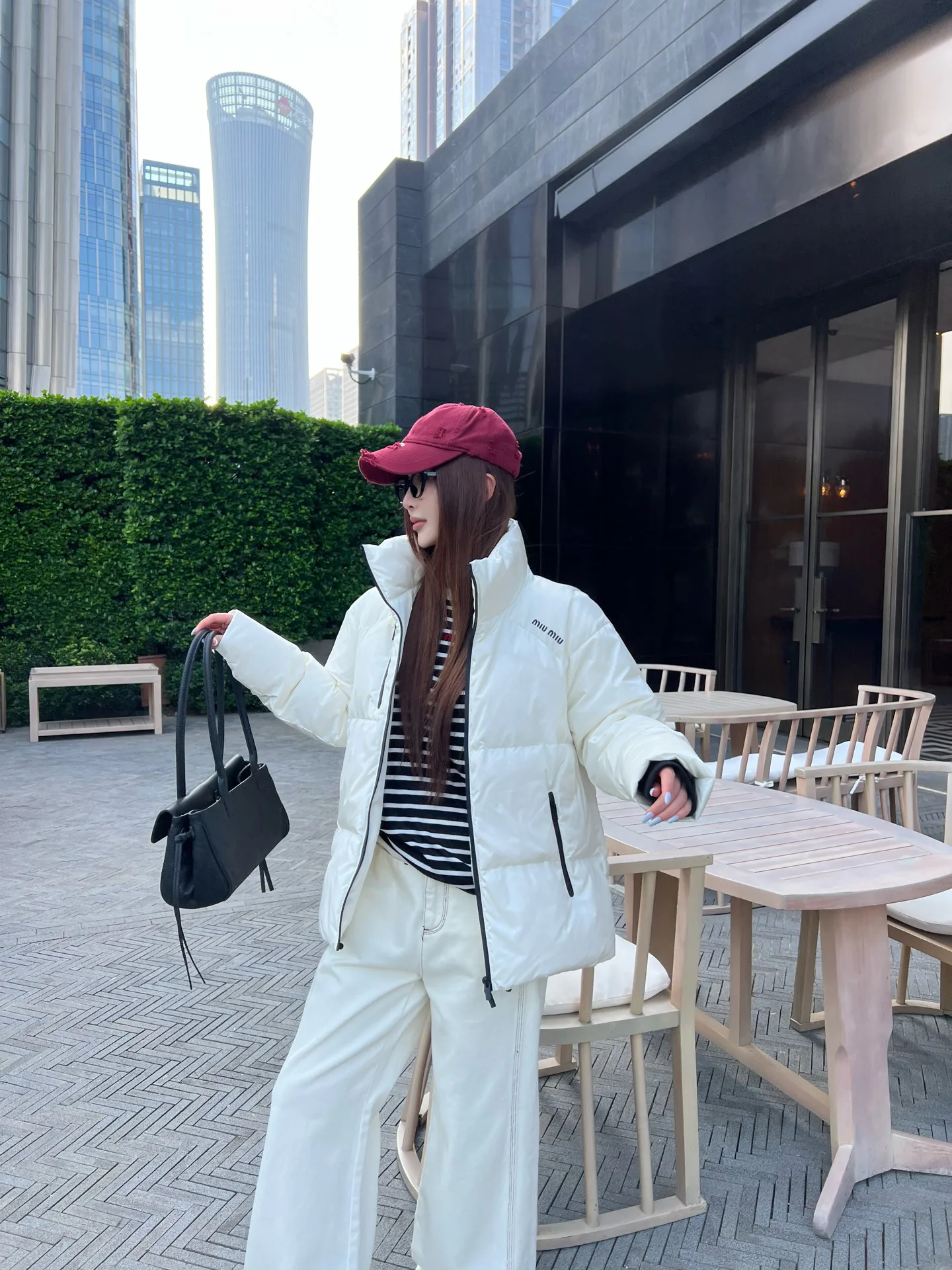 Куртки И Пуховики Женские Miu Miu 18108729